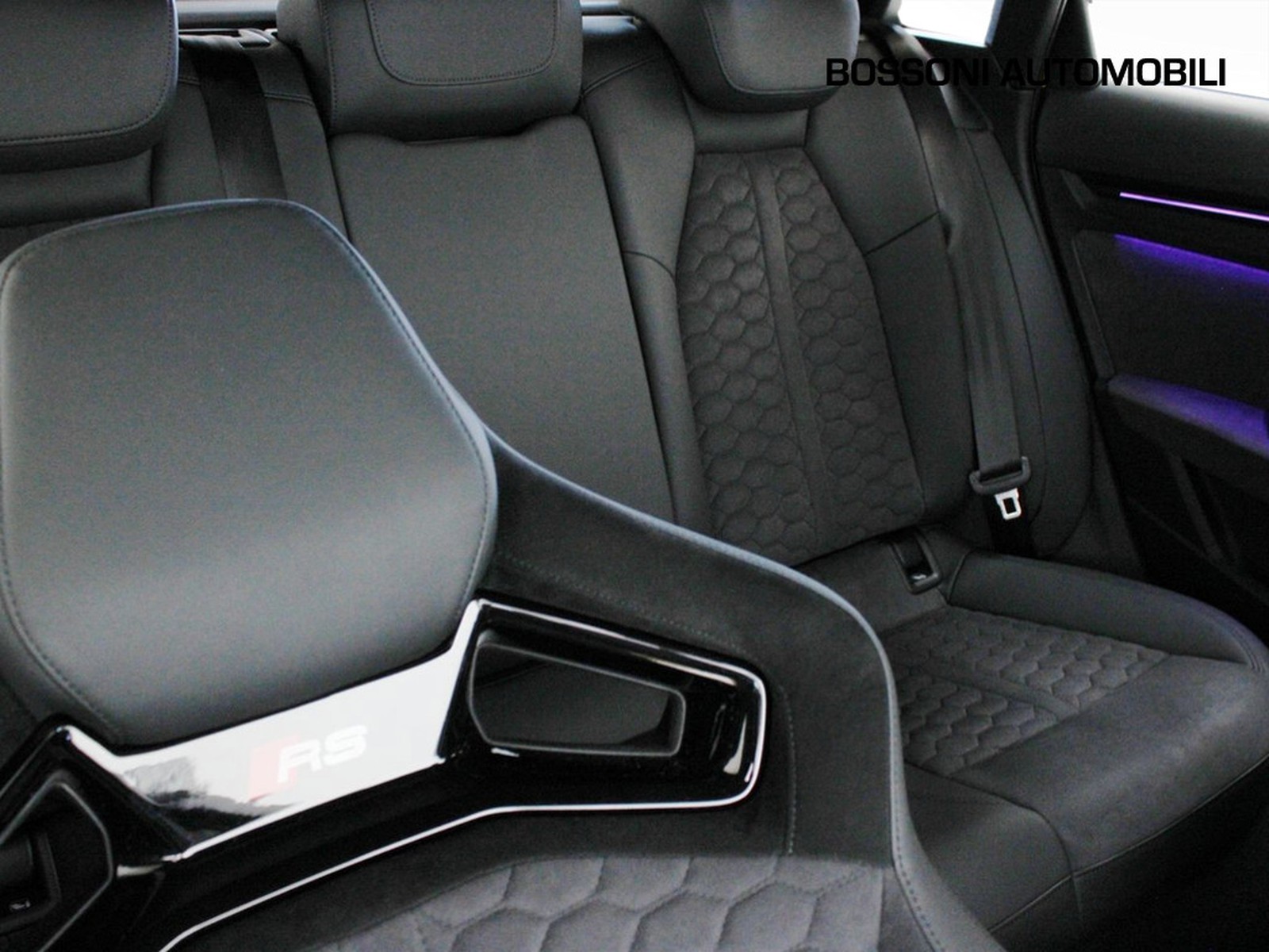 20 - Audi RS3 sportback 2.5 tfsi quattro