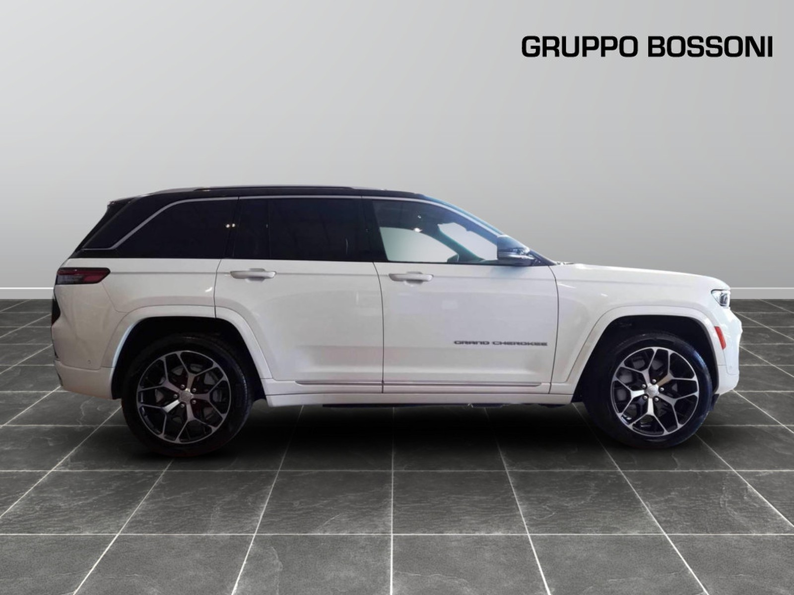 3 - Jeep Grand Cherokee 2.0 atx phev summit reserve 4xe auto