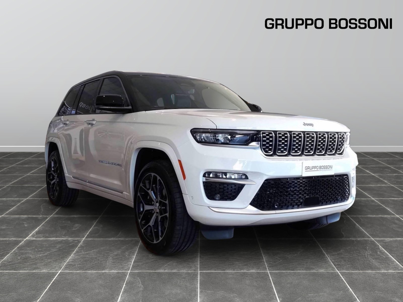 5 - Jeep Grand Cherokee 2.0 atx phev summit reserve 4xe auto