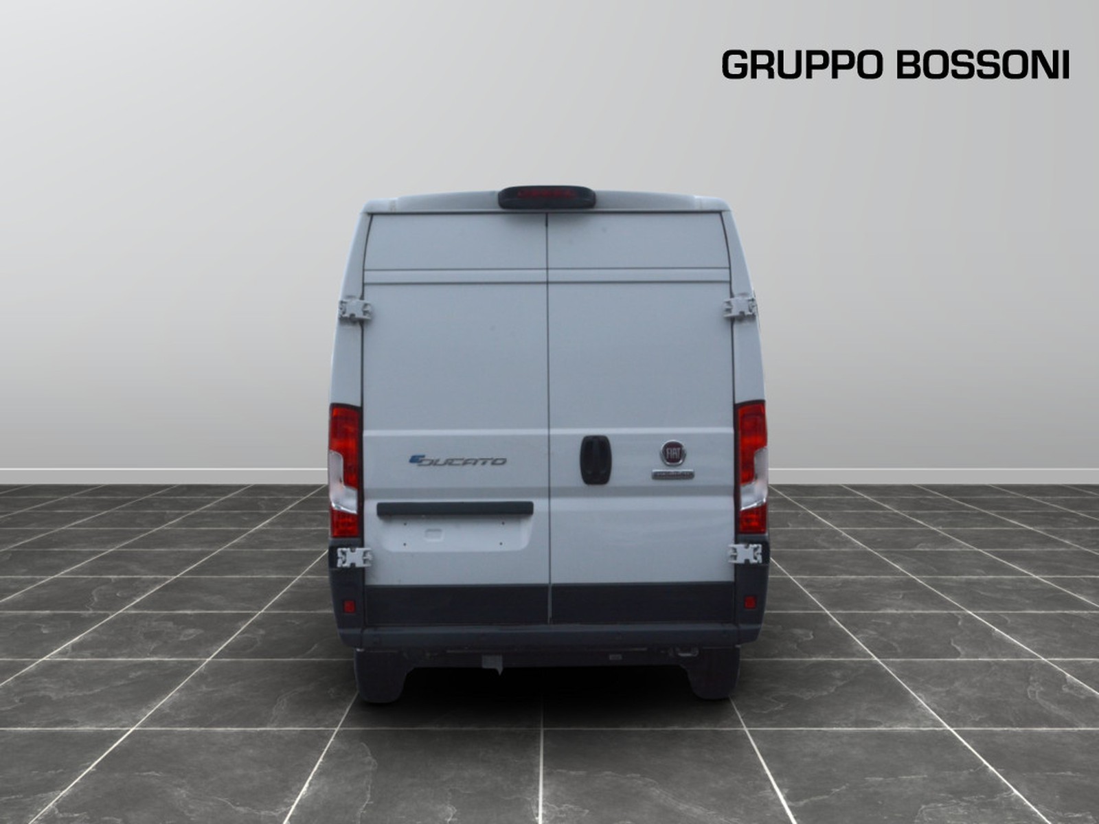 4 - Fiat Professional Ducato e 35 lh2 122cv 47kwh