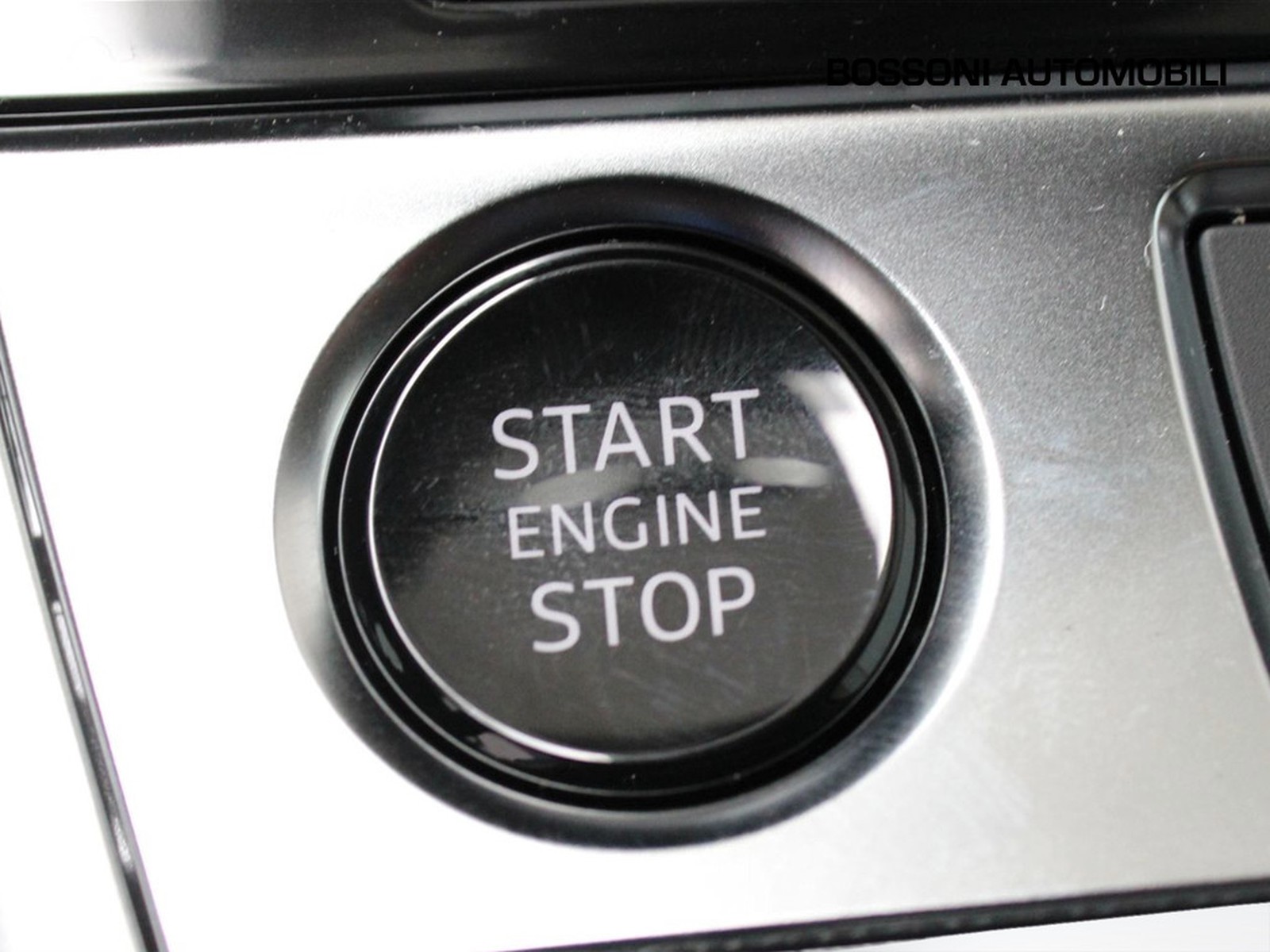 24 - Audi A6 avant 40 2.0 tdi mhev 12v business advanced quattro ultra s tronic