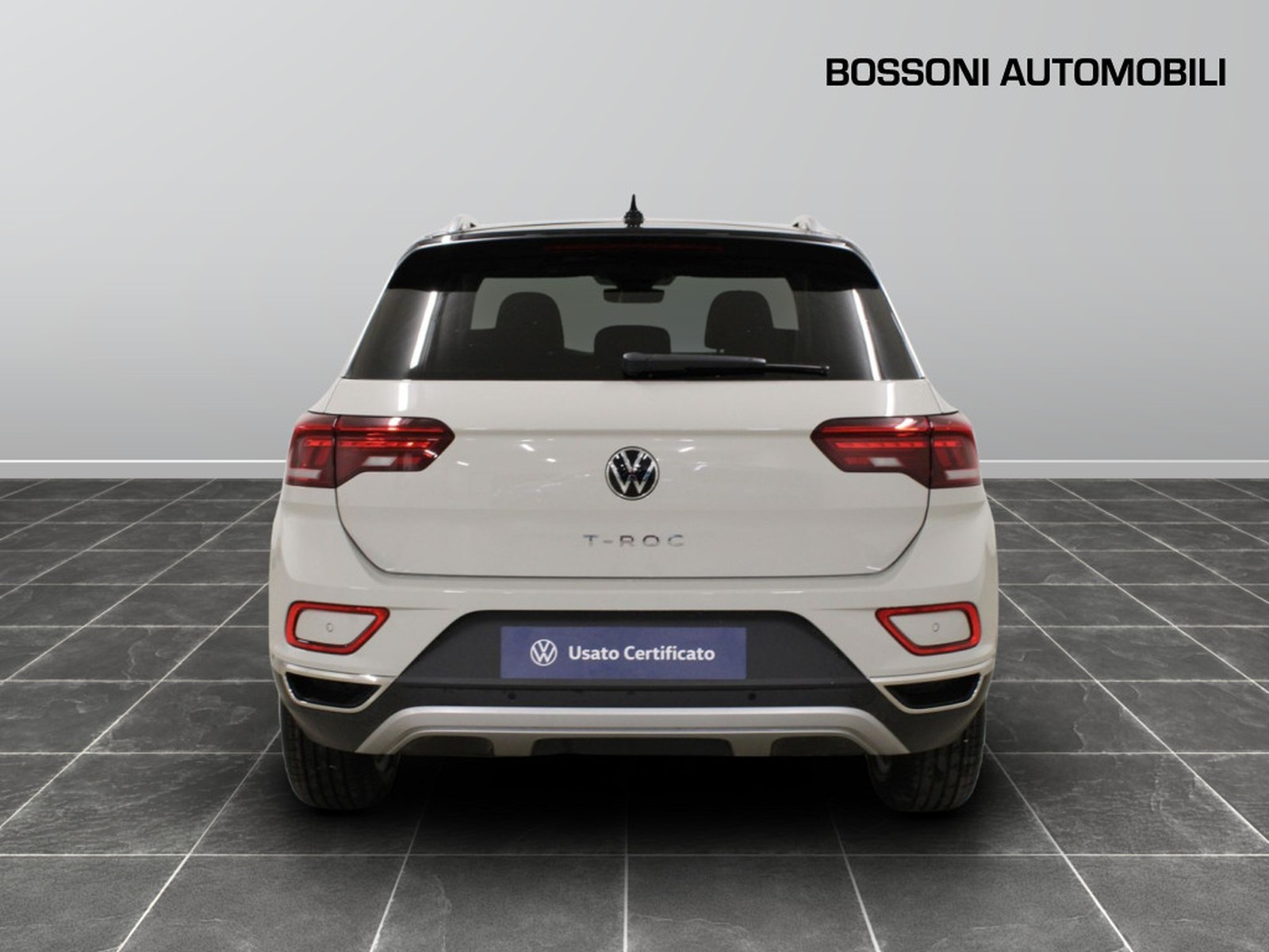 5 - Volkswagen T-Roc 1.0 tsi 115cv style