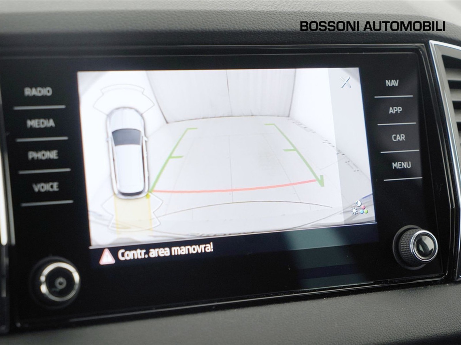 29 - Skoda Karoq 1.0 tsi act 115cv executive