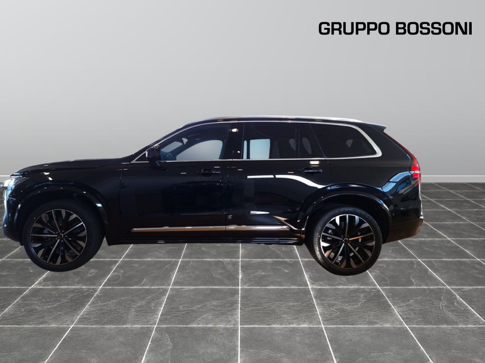 4 - Volvo XC90 2.0 b5 plus bright awd automatico 7p.ti