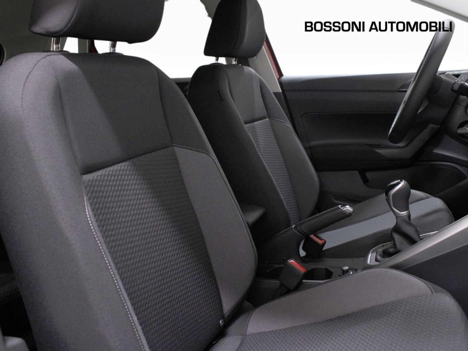 8 - Volkswagen Polo 1.0 evo 80cv edition plus