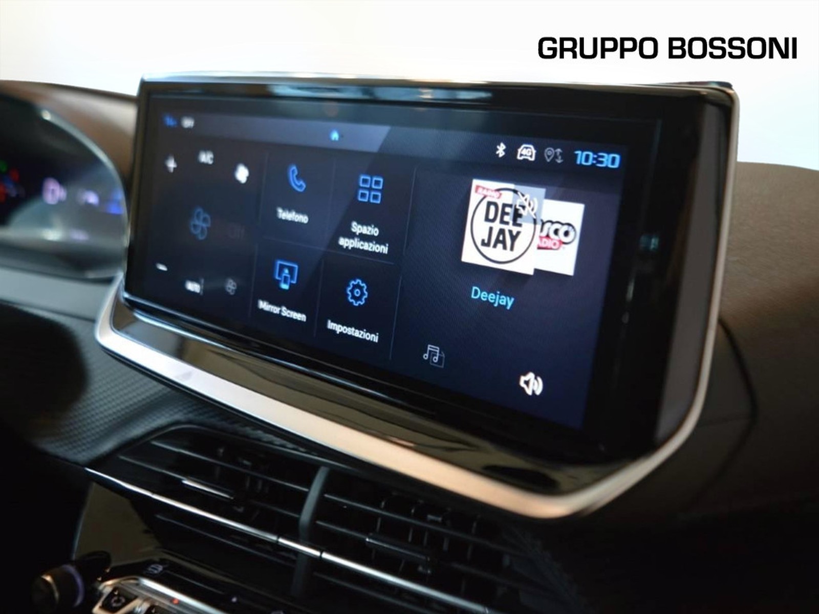 10 - Peugeot 2008 1.2 hybrid 145cv allure e-dcs6