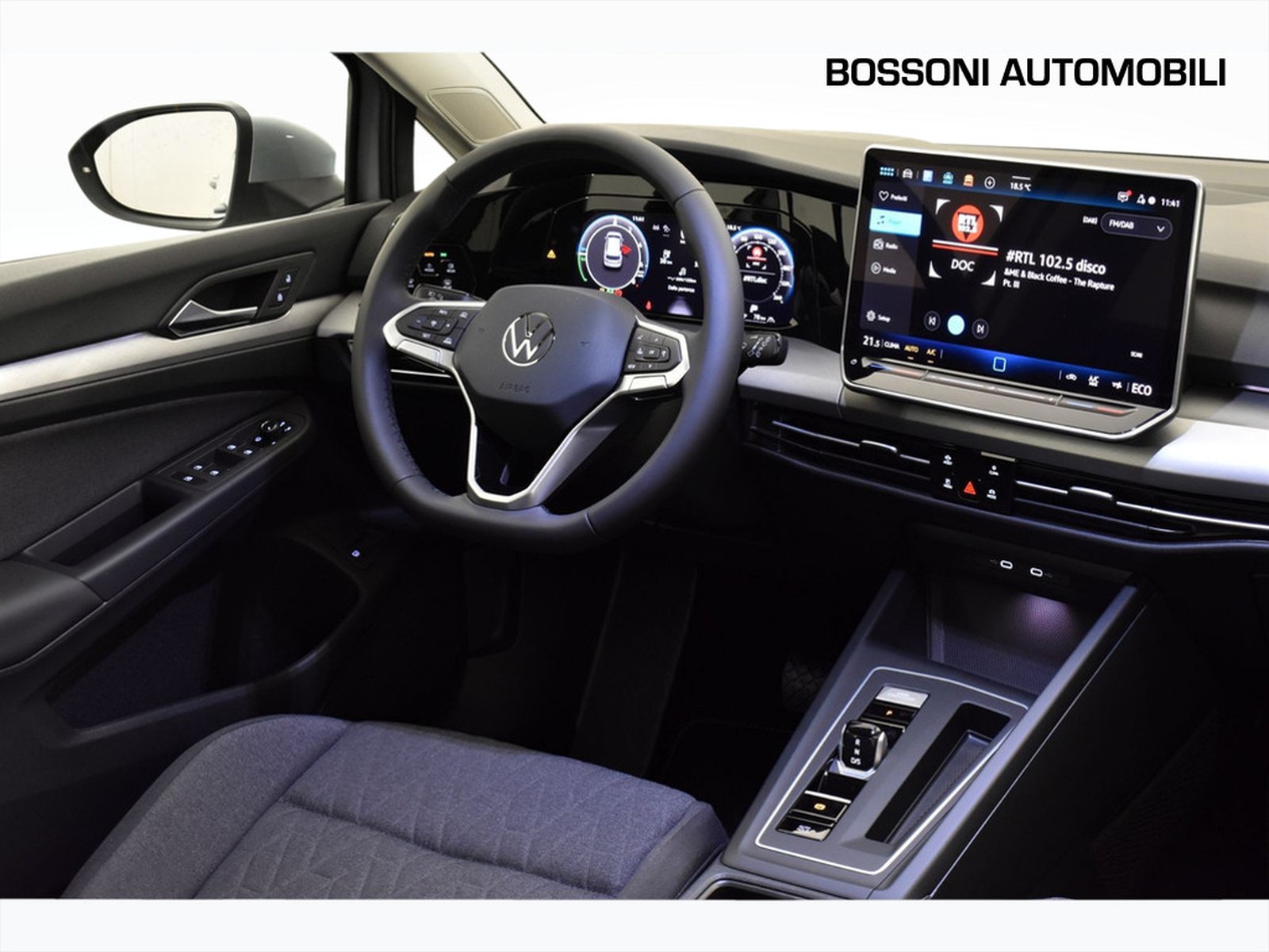 6 - Volkswagen Golf 1.5 tsi ehybrid 204cv edition plus dsg