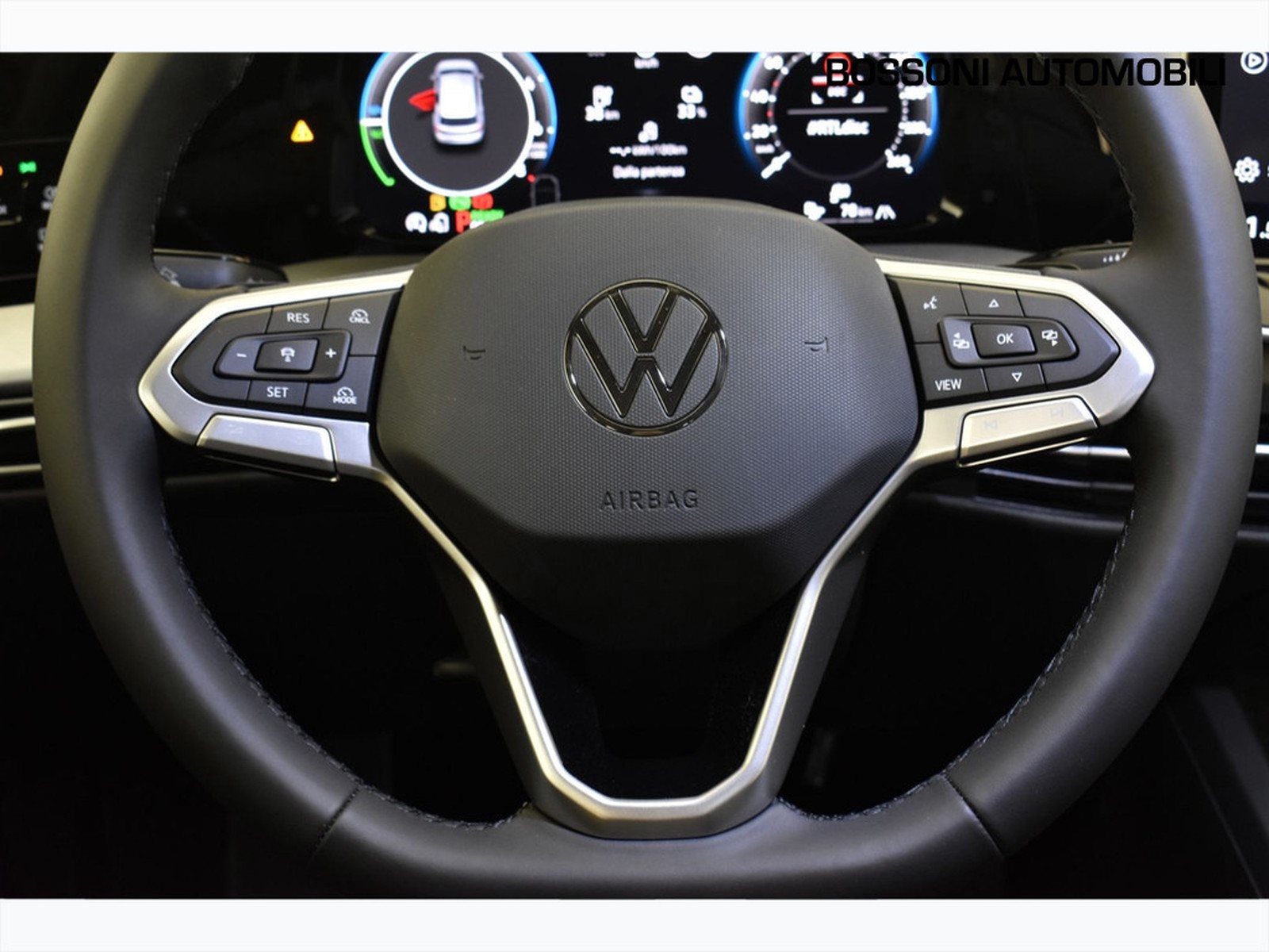 15 - Volkswagen Golf 1.5 tsi ehybrid 204cv edition plus dsg