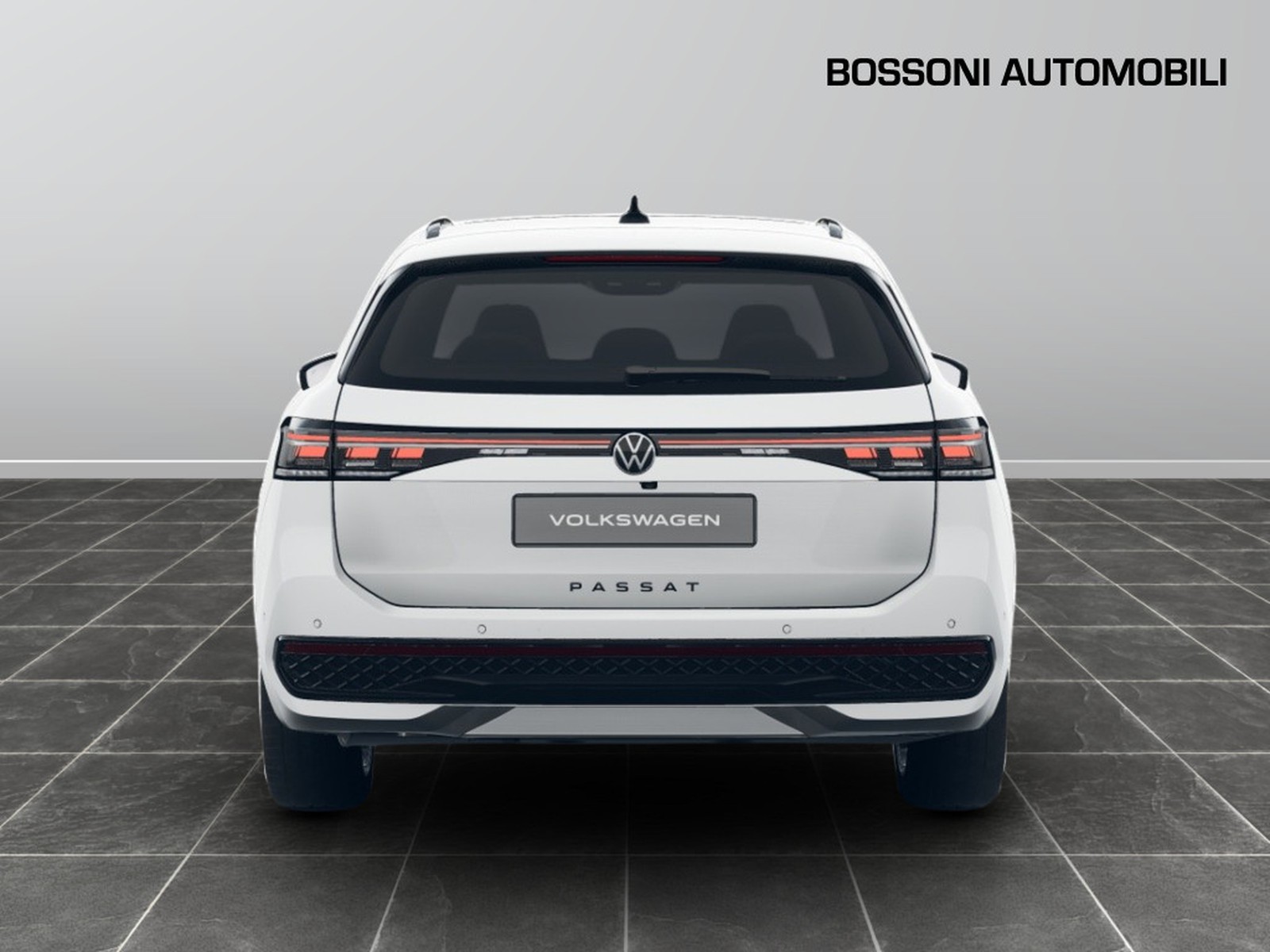 4 - Volkswagen Passat 1.5 etsi act 150cv r-line plus dsg