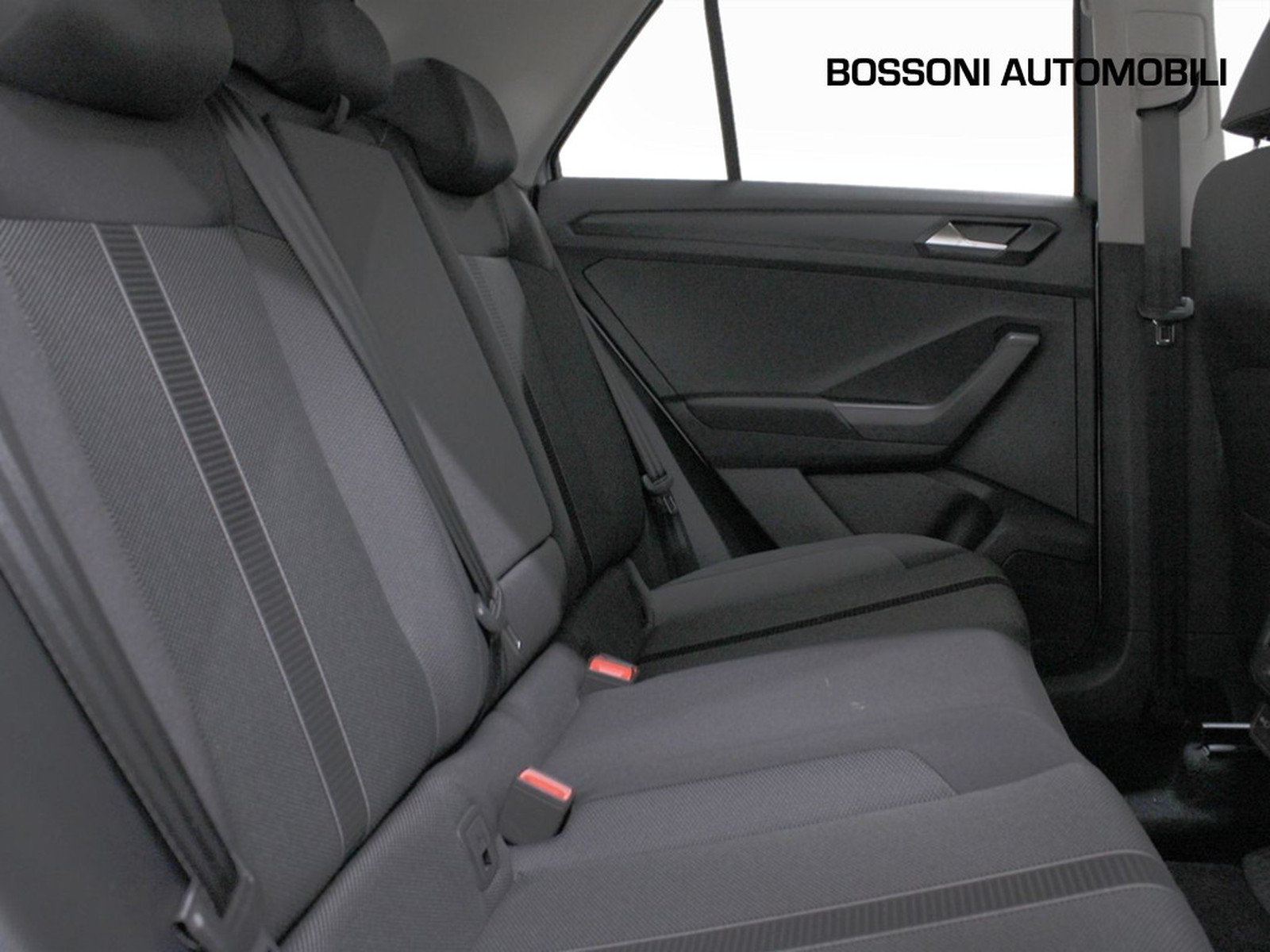 9 - Volkswagen T-Roc 1.0 tsi 115cv sport