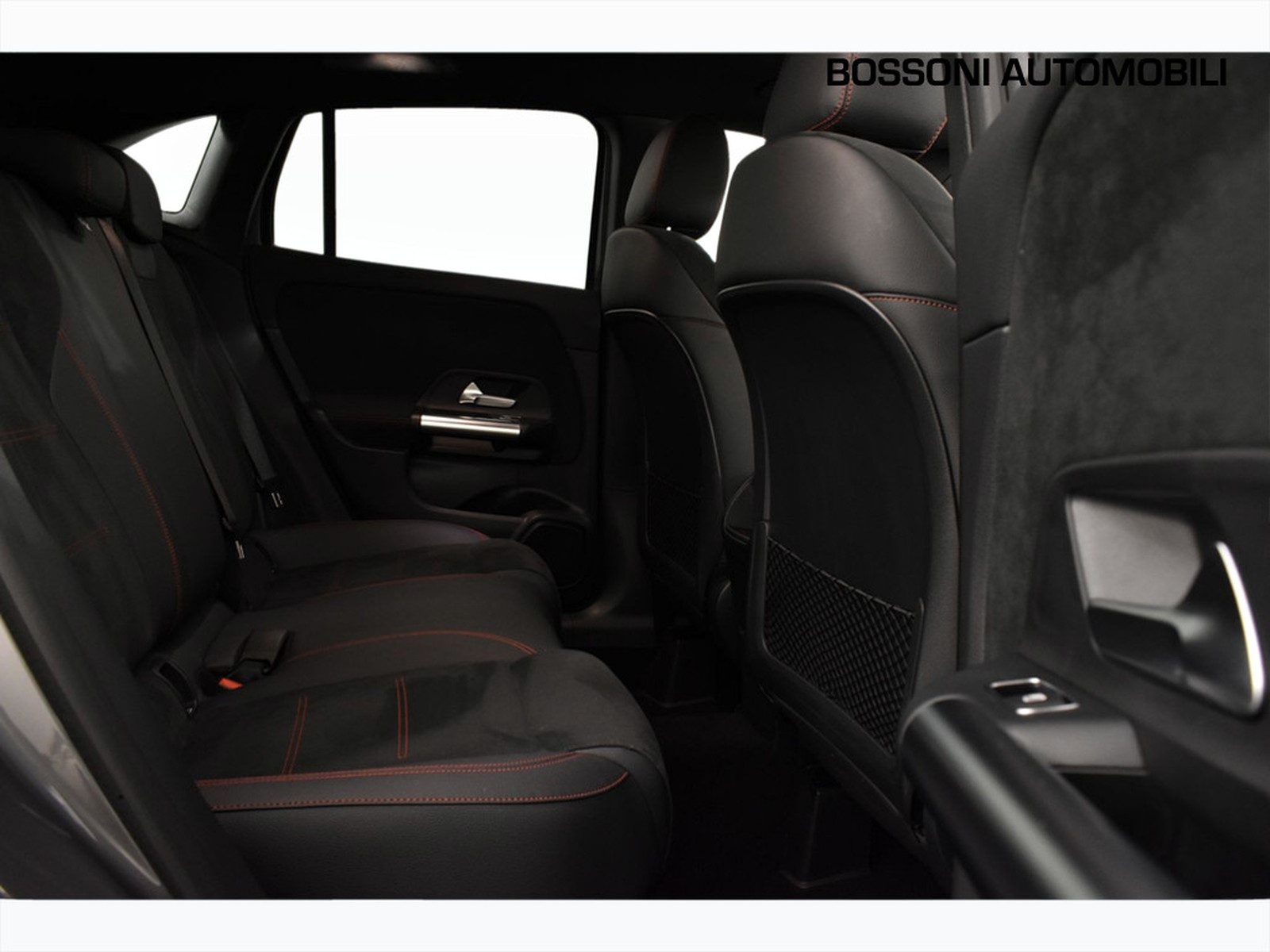 9 - AMG GLA amg 35 amg line advanced 4matic 8g-dct