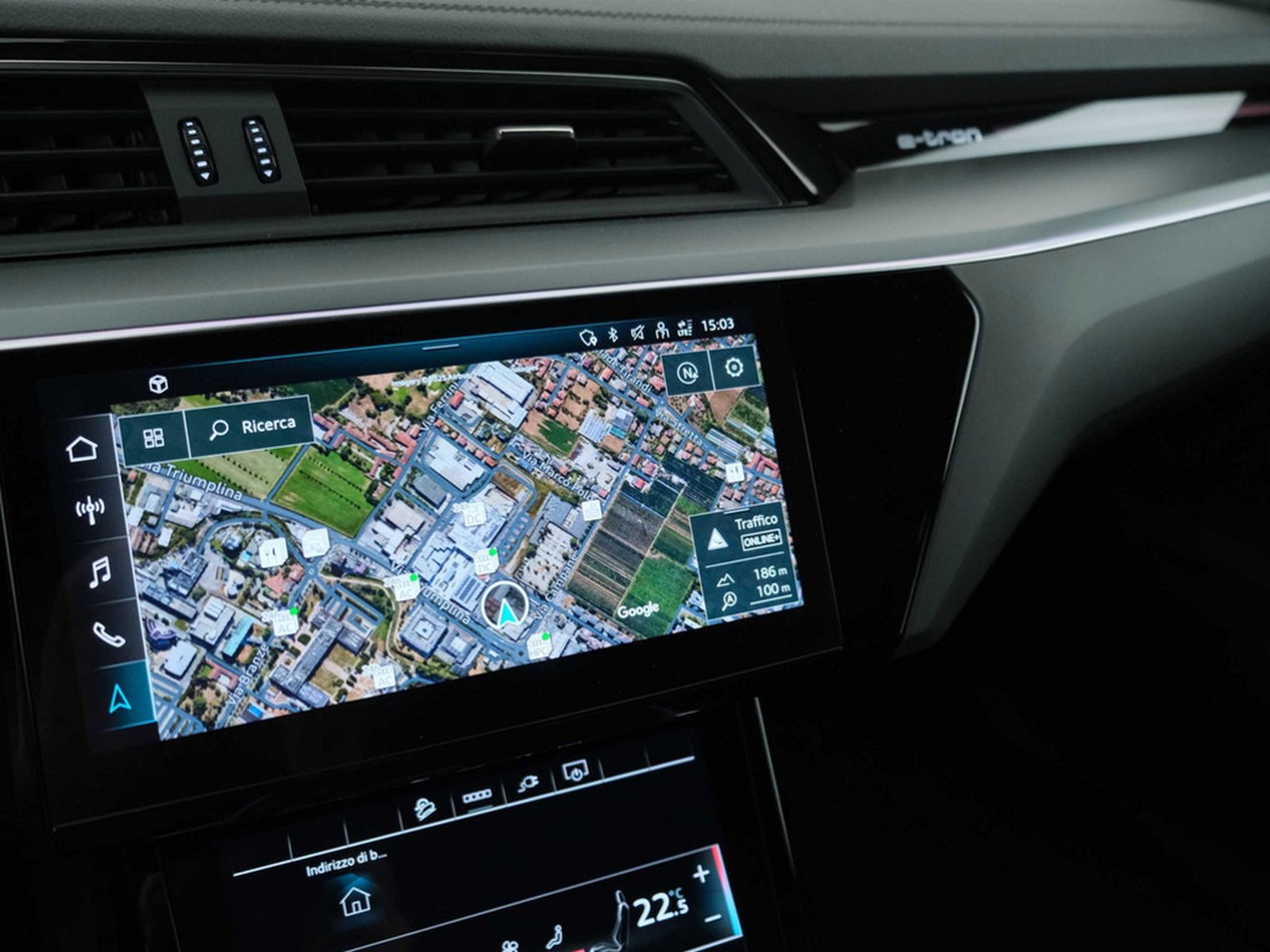 9 - Audi Q8 e-tron 50 business advanced quattro