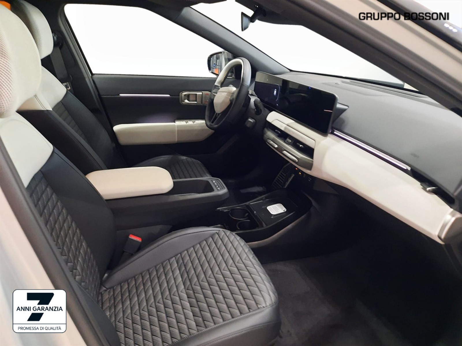 9 - Kia EV4 81,4 kwh long range gt-line launch edition fwd