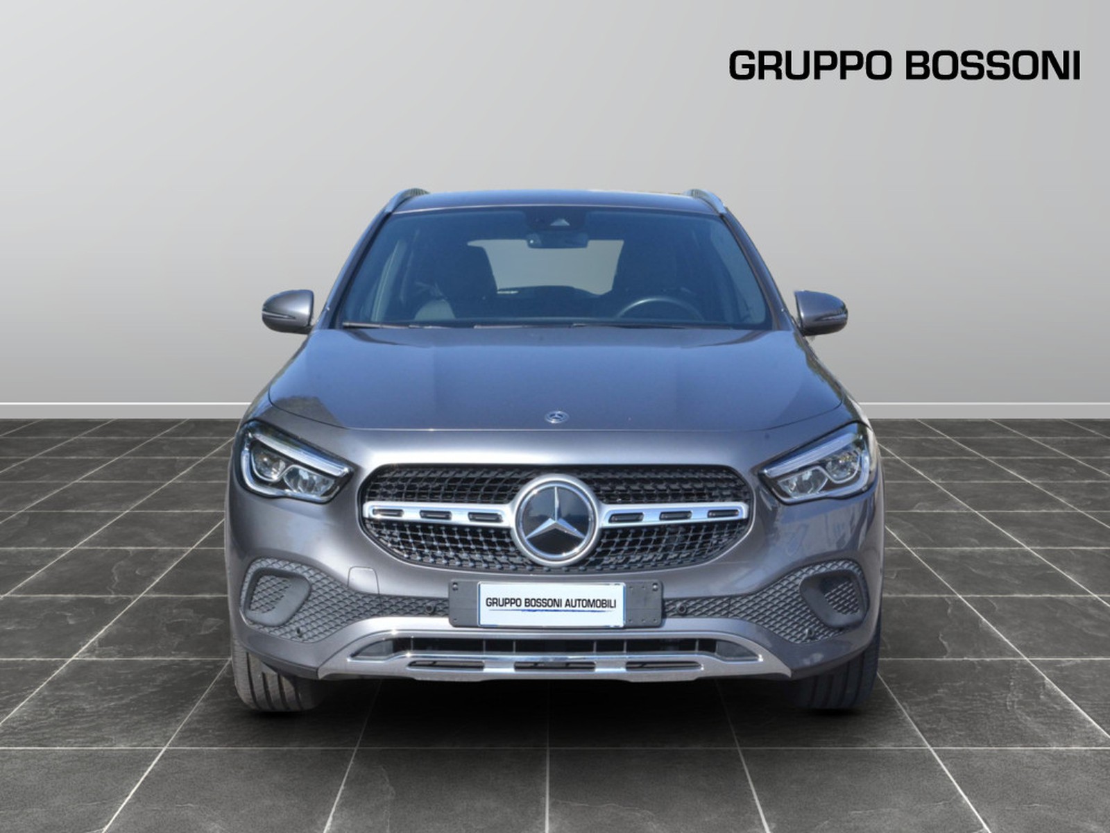 2 - Mercedes GLA 200 d sport plus 8g-dct
