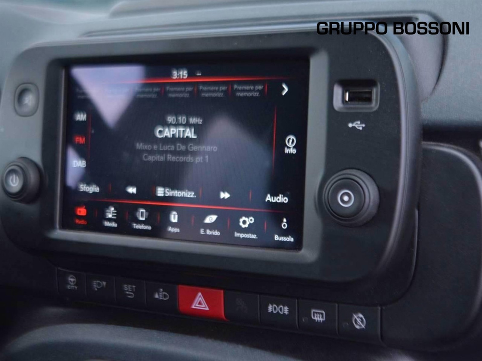 10 - Fiat Panda cross 1.0 firefly hybrid 70cv s&s 5p.ti