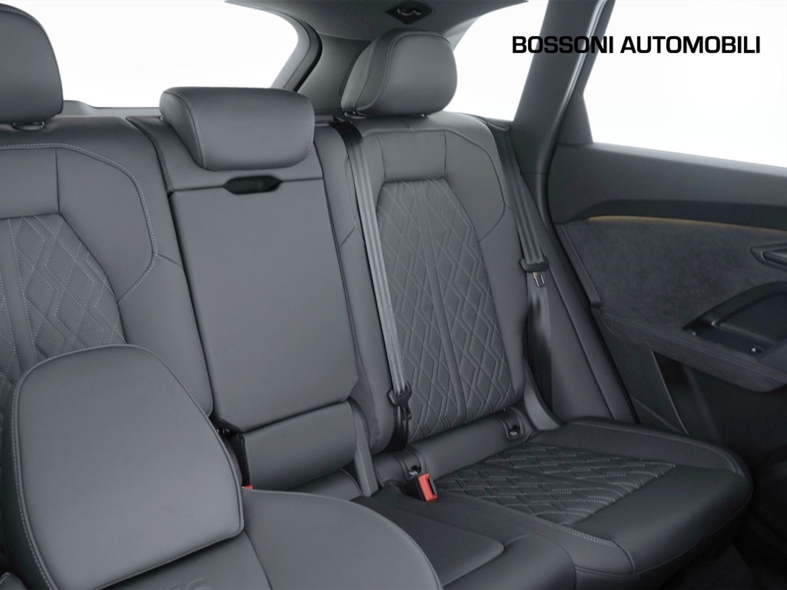 24 - Audi SQ5 s3.0 v6 tfsi mhev+ 367cv sport attitude quattro s tronic