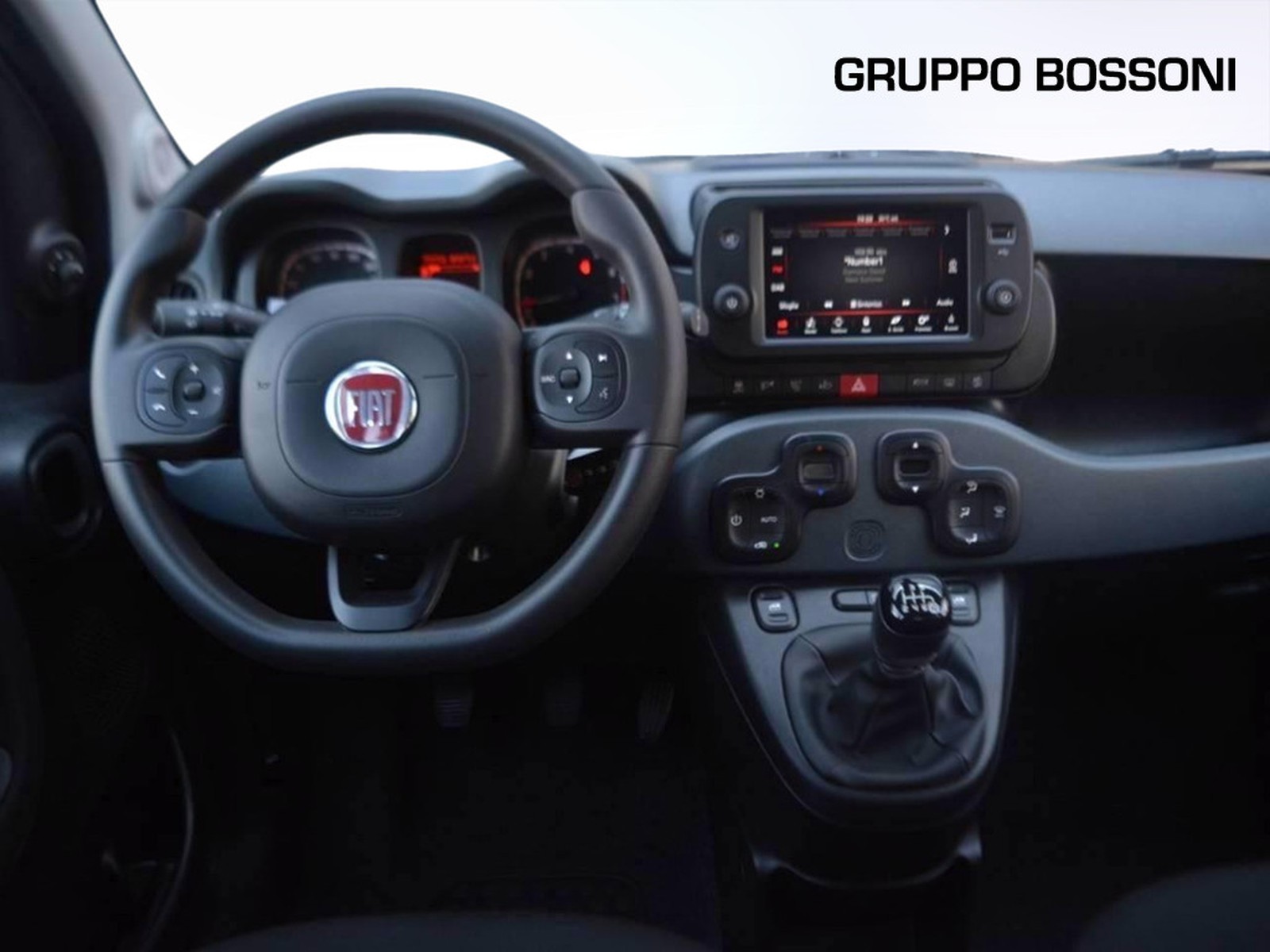 9 - Fiat Panda cross 1.0 firefly hybrid 70cv s&s 5p.ti