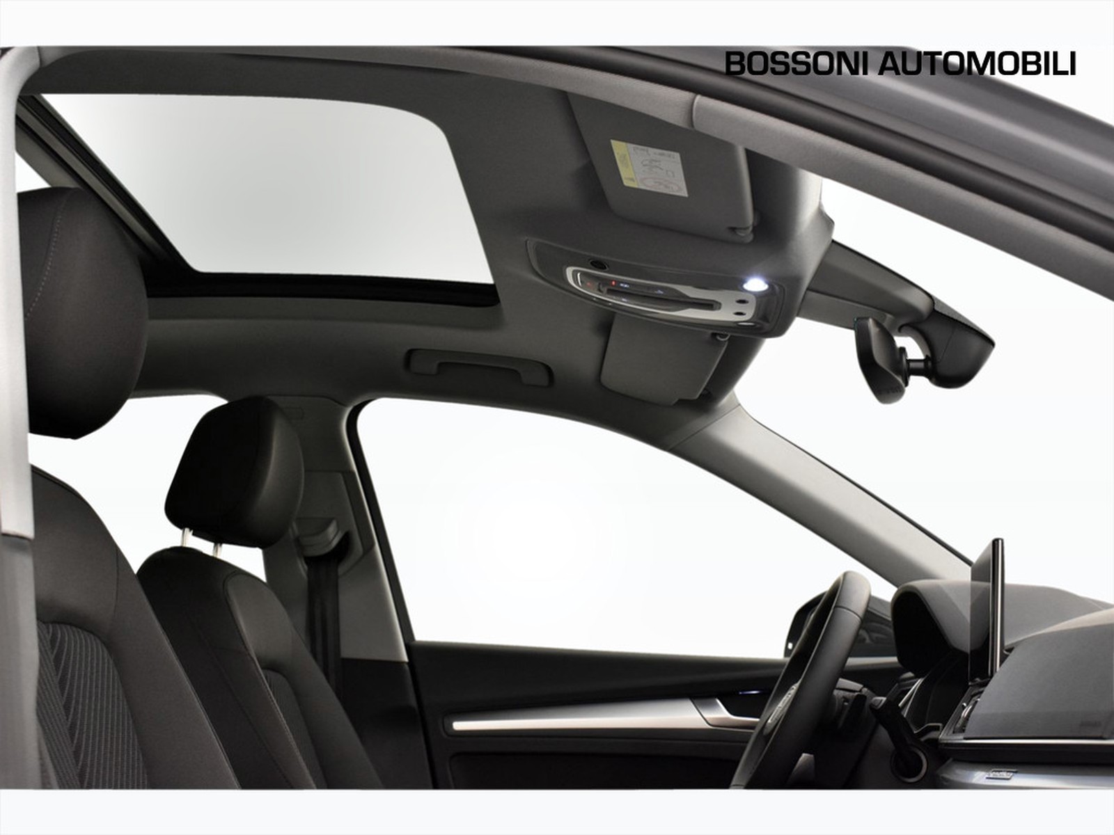 17 - Audi Q5 sportback 40 2.0 tfsi mhev 12v business advanced quattro s tronic