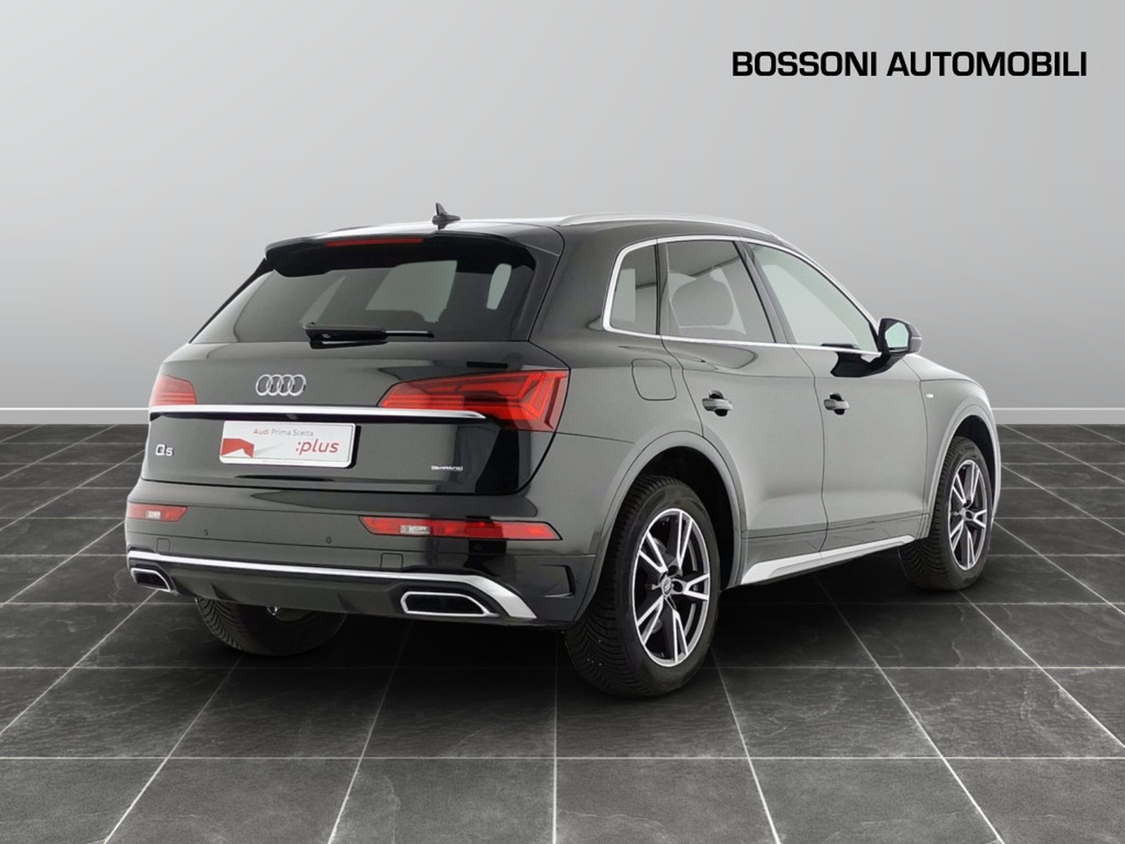 2 - Audi Q5 40 2.0 tdi mhev 12v s line quattro s tronic