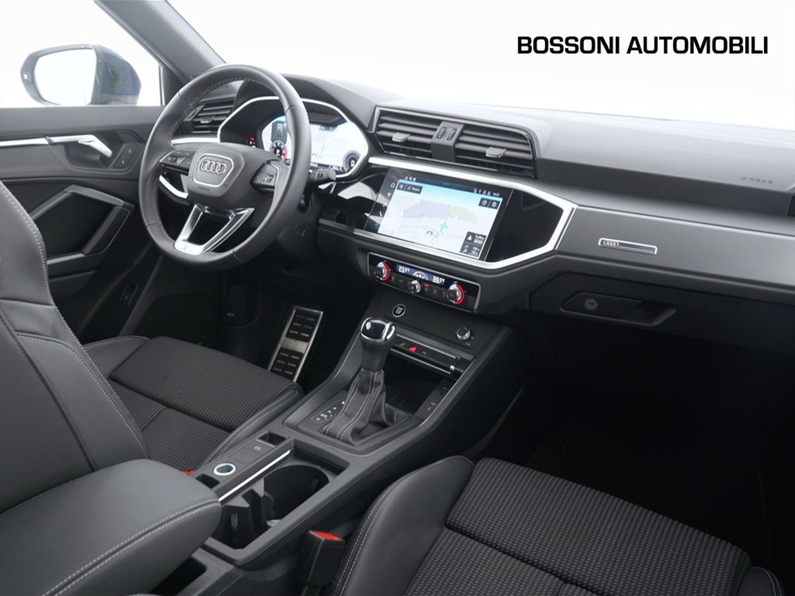 4 - Audi Q3 sportback 35 2.0 tdi s line edition s tronic