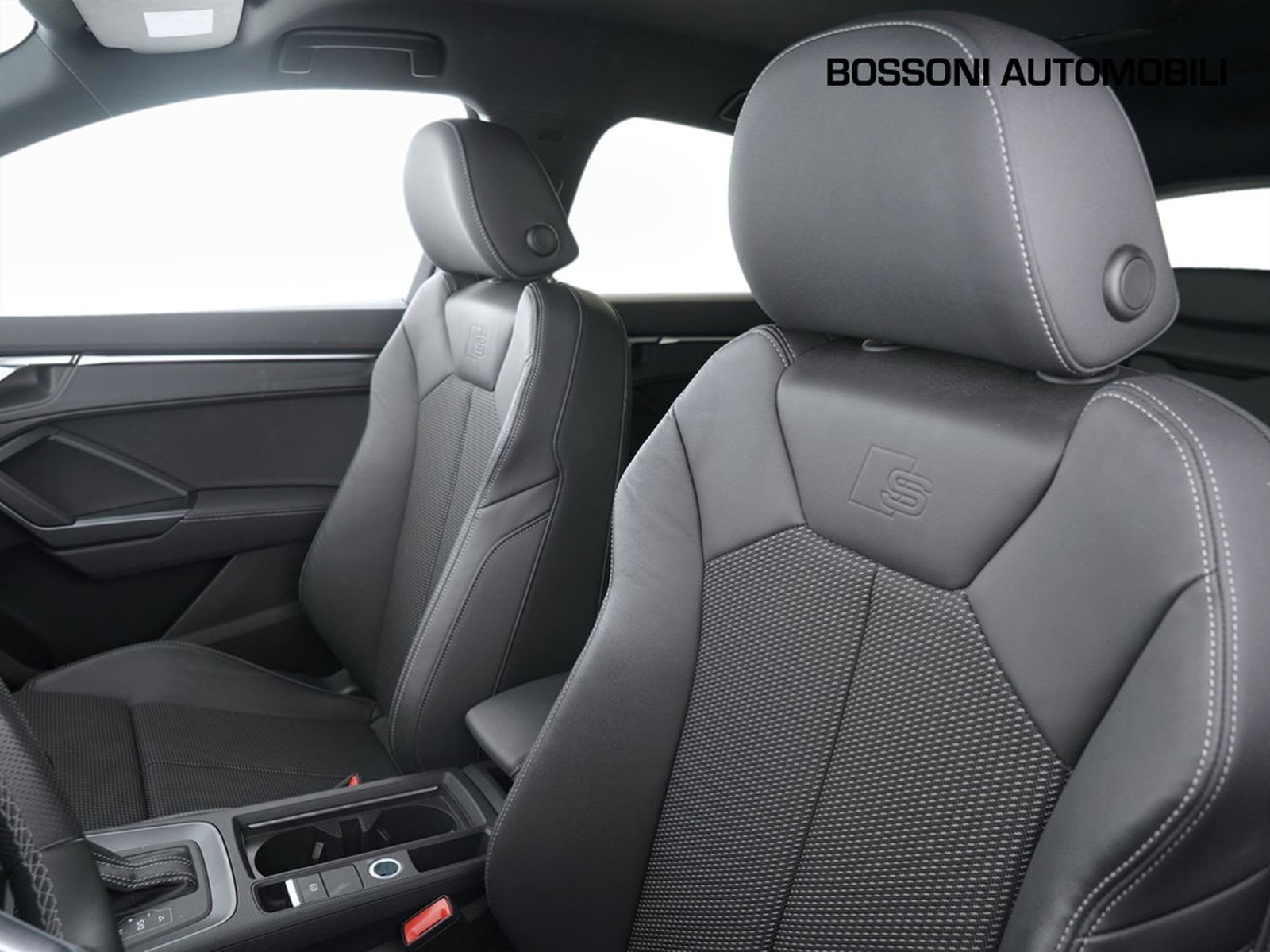 20 - Audi Q3 sportback 35 2.0 tdi s line edition s tronic