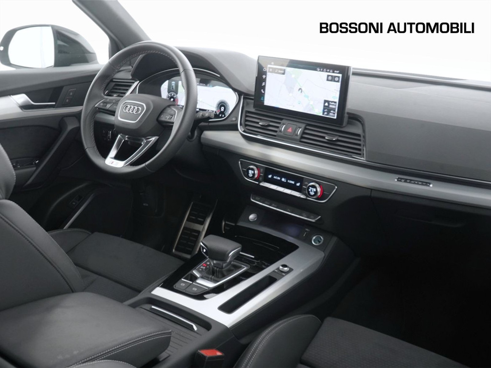 4 - Audi Q5 40 2.0 tdi mhev 12v s line quattro s tronic