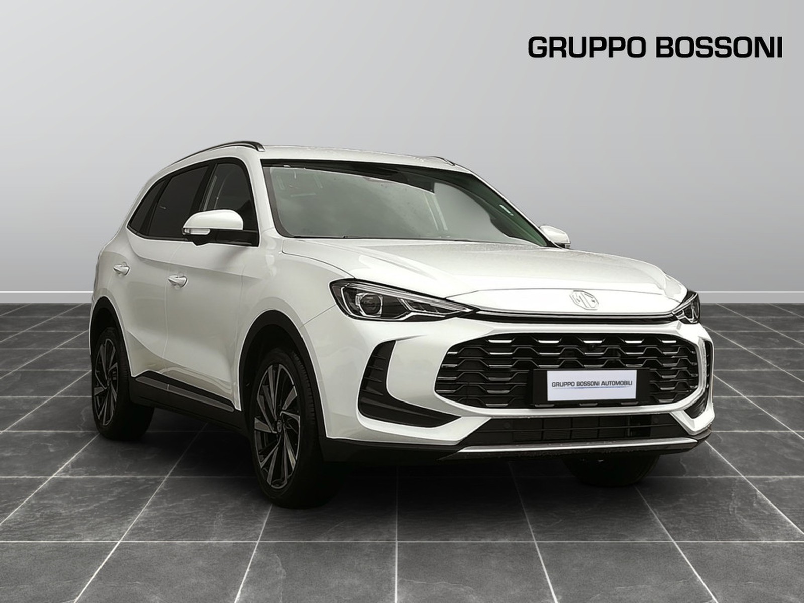 3 - Mg ZS 1.5 hybrid+ luxury auto