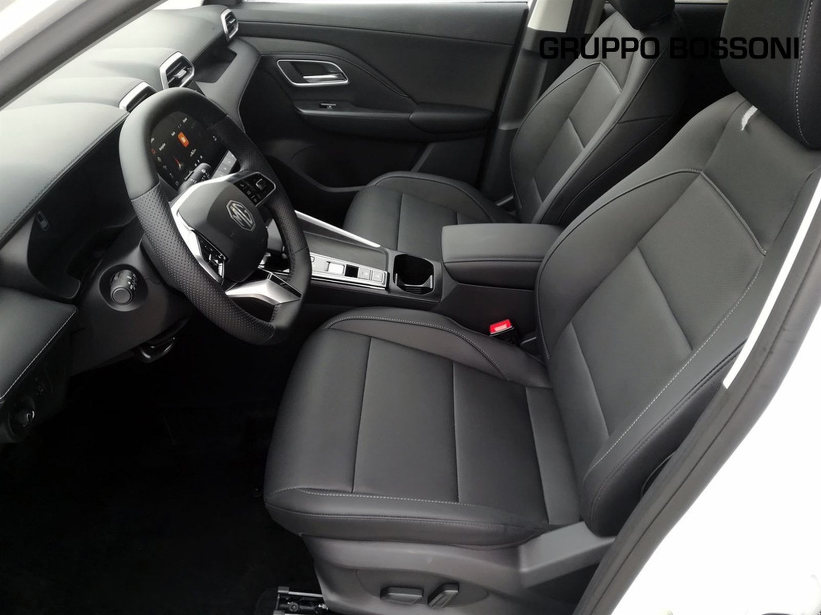 11 - Mg ZS 1.5 hybrid+ luxury auto