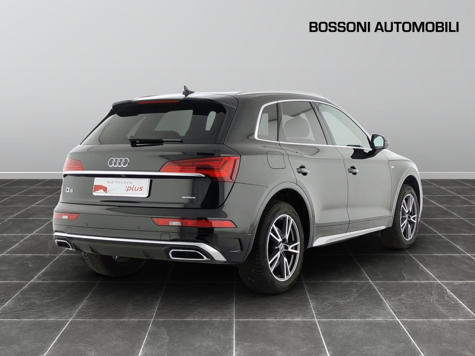 2 - Audi Q5 40 2.0 tdi mhev 12v s line quattro s tronic