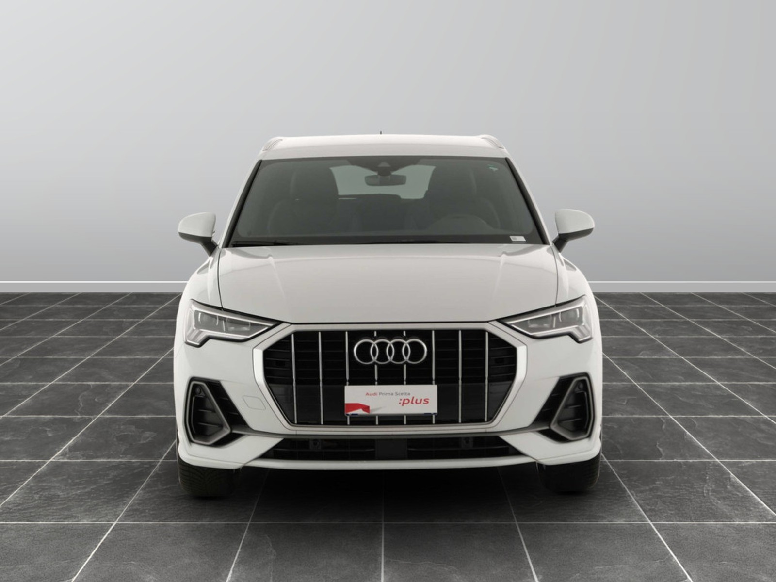 14 - Audi Q3 35 2.0 tdi s line edition s tronic