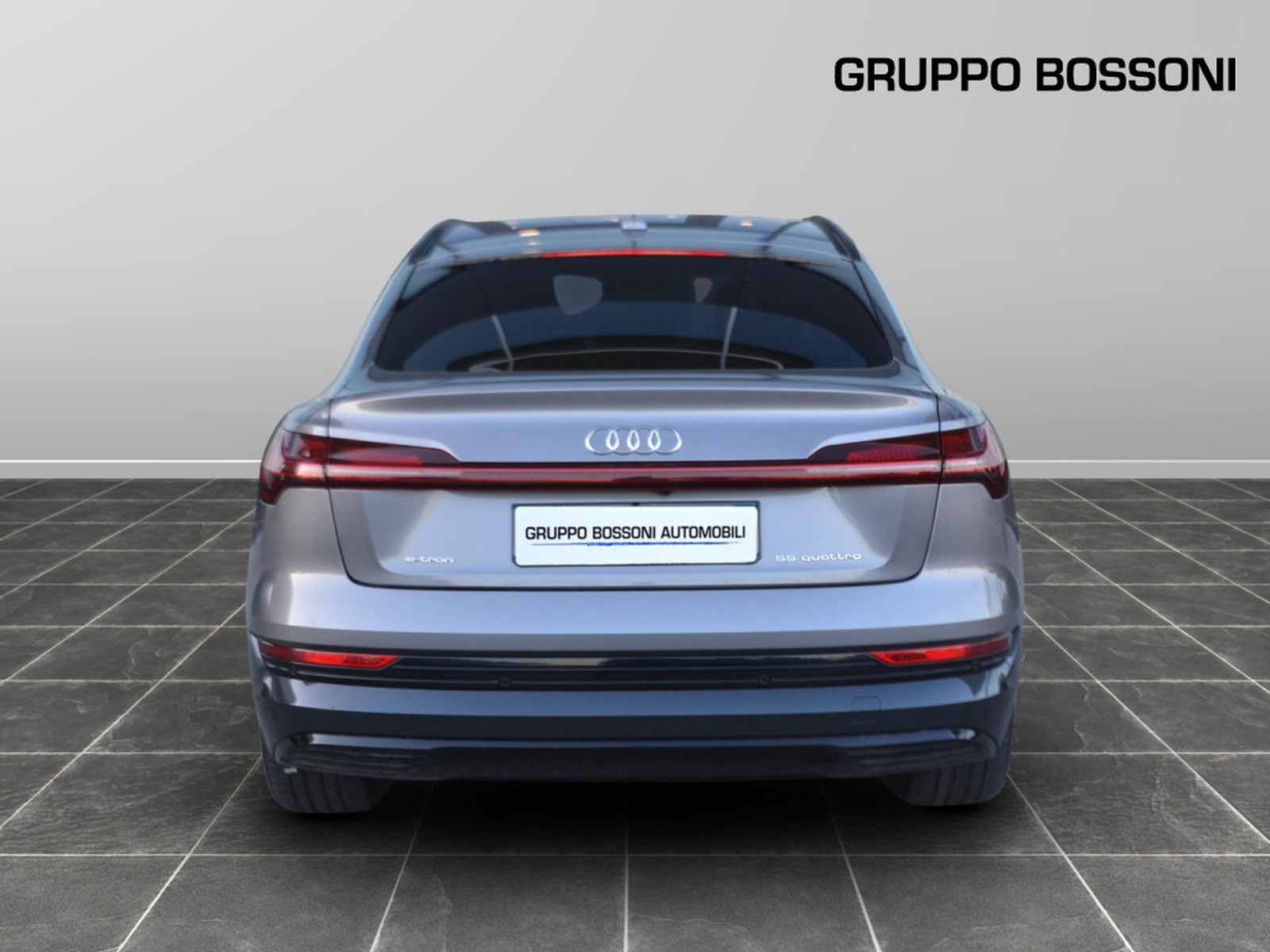 4 - Audi e-tron sportback 55 business fast quattro cvt