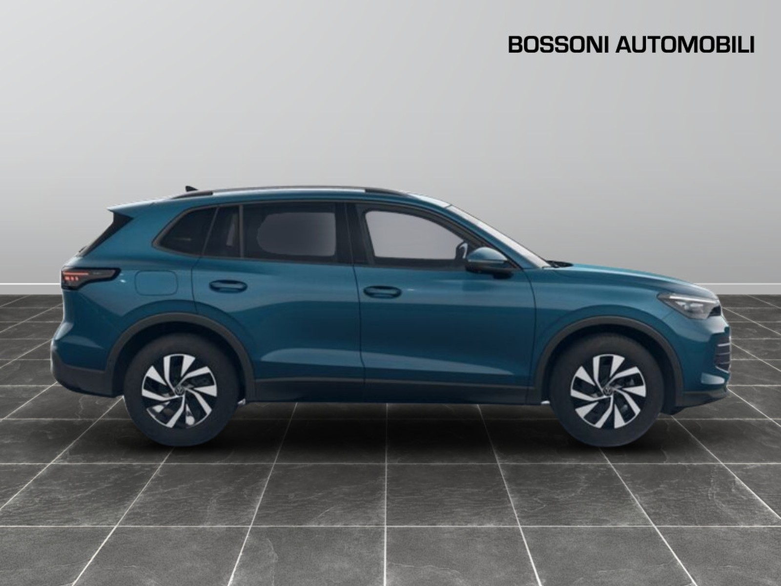 5 - Volkswagen Tiguan 1.5 etsi act 150cv edition plus dsg