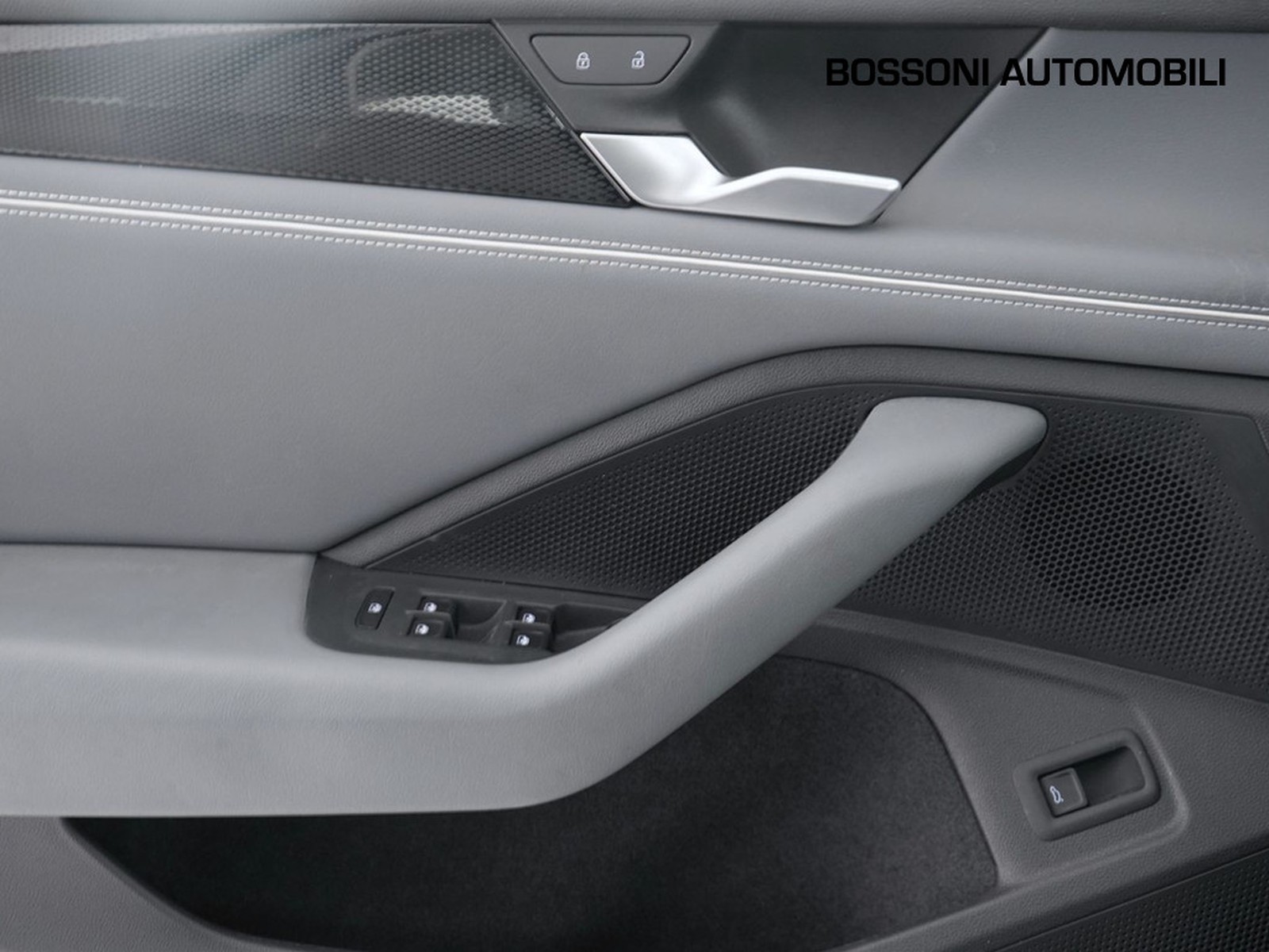 17 - Volkswagen Passat 2.0 tdi scr evo 150cv business dsg