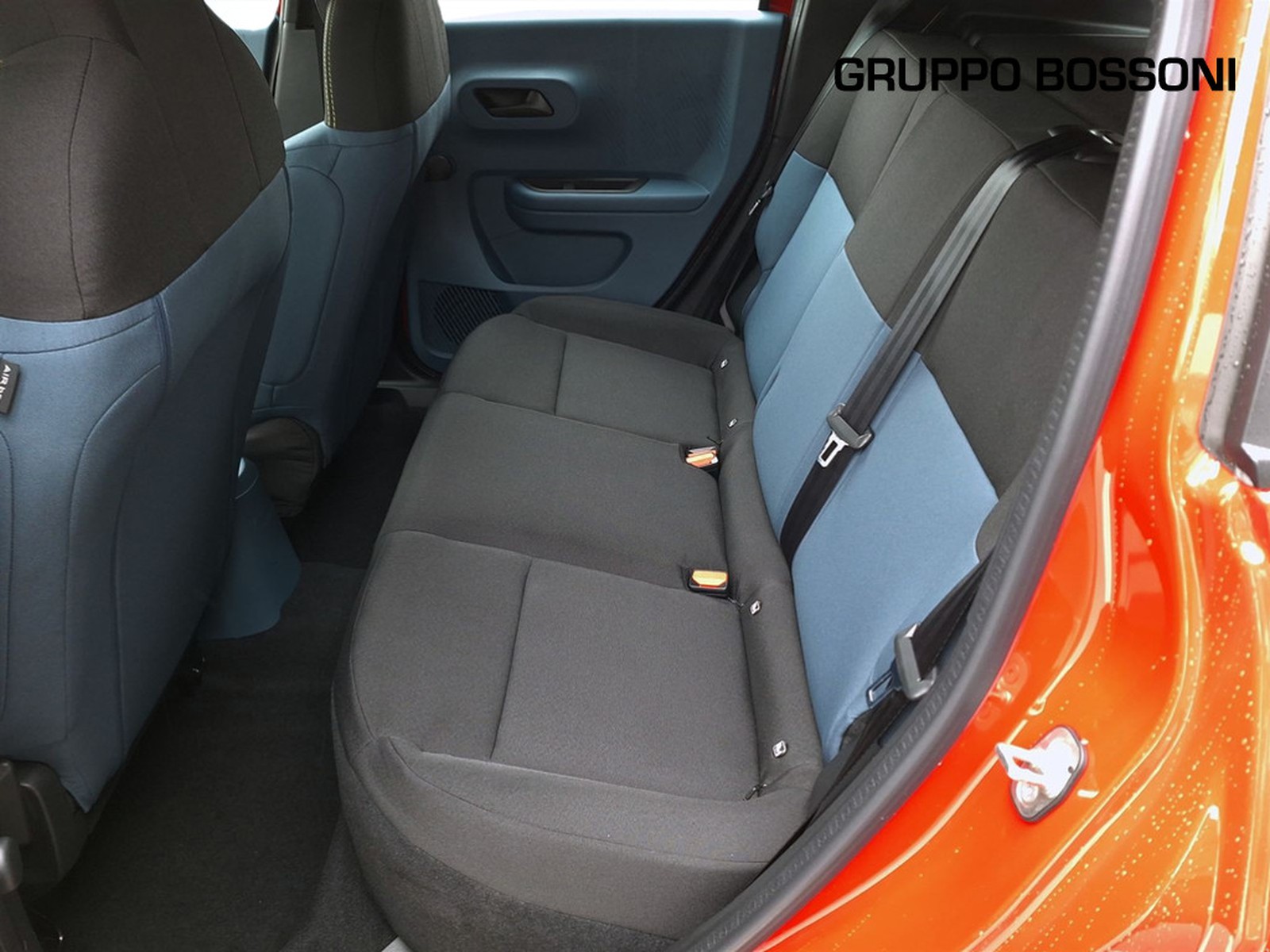 12 - Fiat Grande Panda 1.2 hybrid 110cv pop