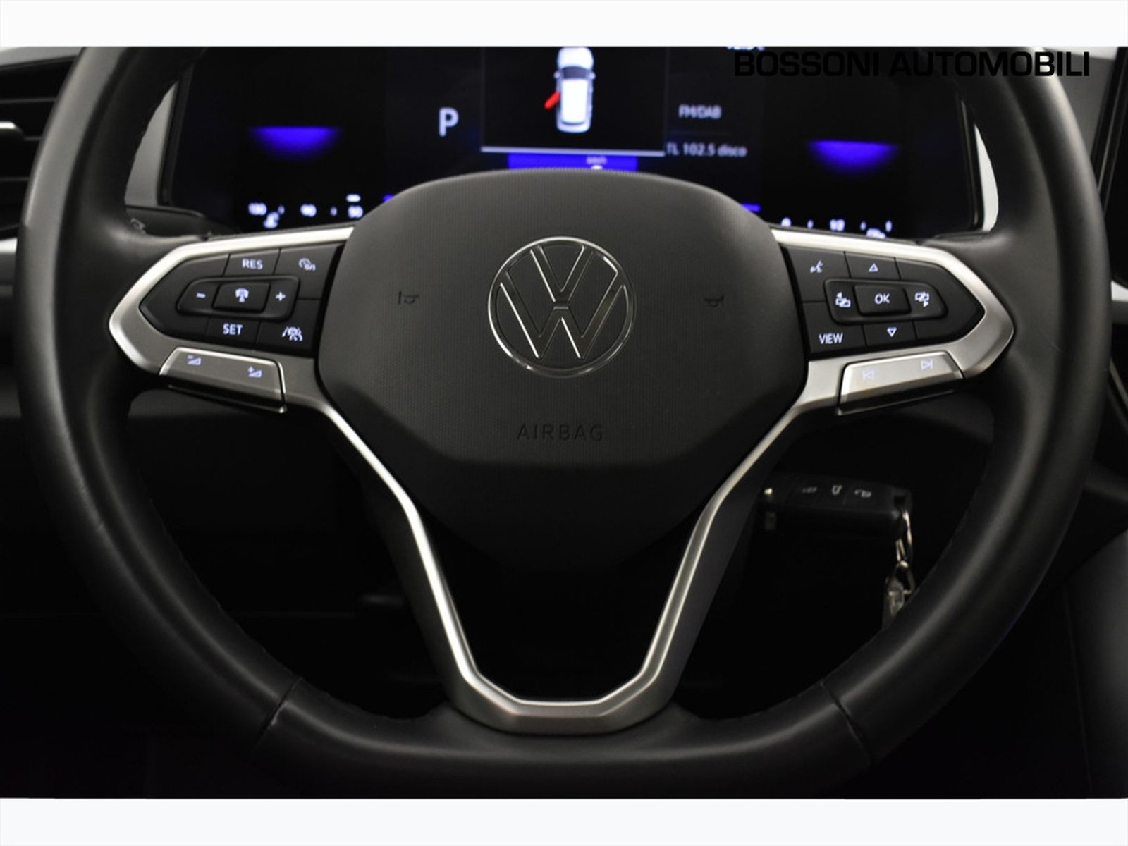 15 - Volkswagen T-Roc 1.5 tsi act life dsg