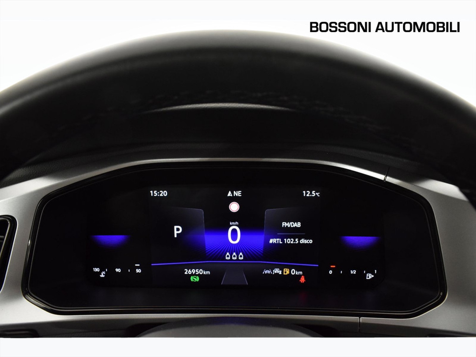 18 - Volkswagen T-Roc 1.5 tsi act life dsg