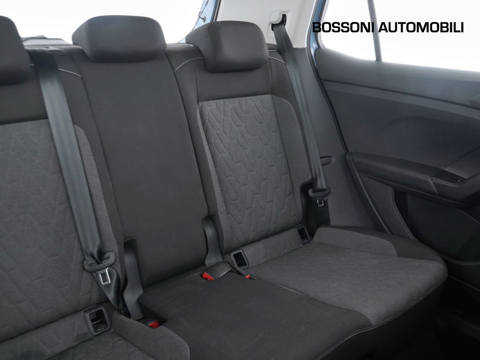 21 - Volkswagen T-Cross 1.0 tsi 115cv life dsg