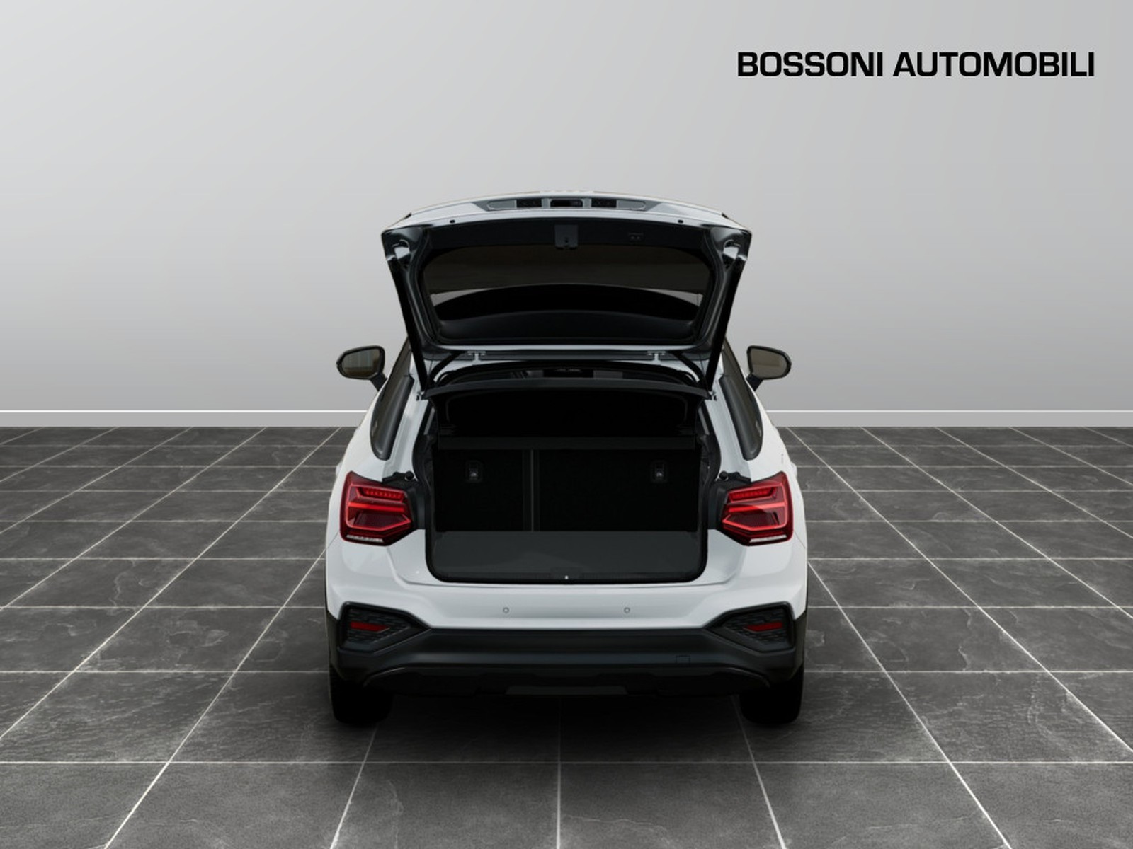 6 - Audi Q2 35 2.0 tdi business s tronic