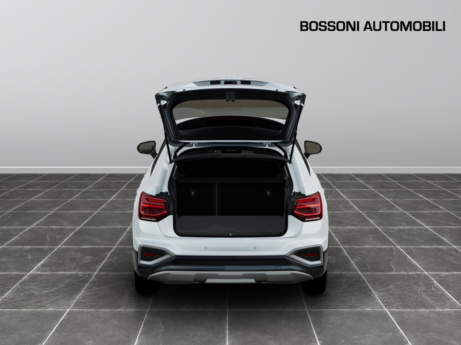 6 - Audi Q2 35 1.5 tfsi business advanced s tronic