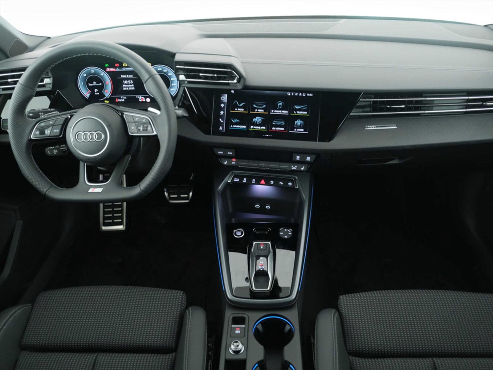 17 - Audi A3 sedan 2.0 tdi 150cv s line edition s tronic