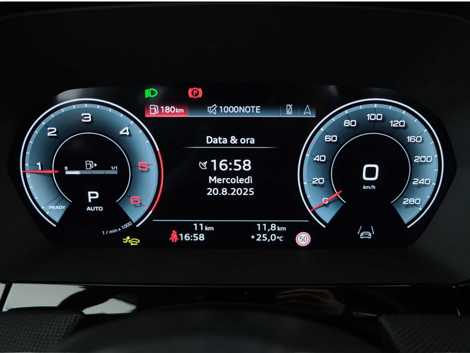 18 - Audi A3 sedan 2.0 tdi 150cv s line edition s tronic