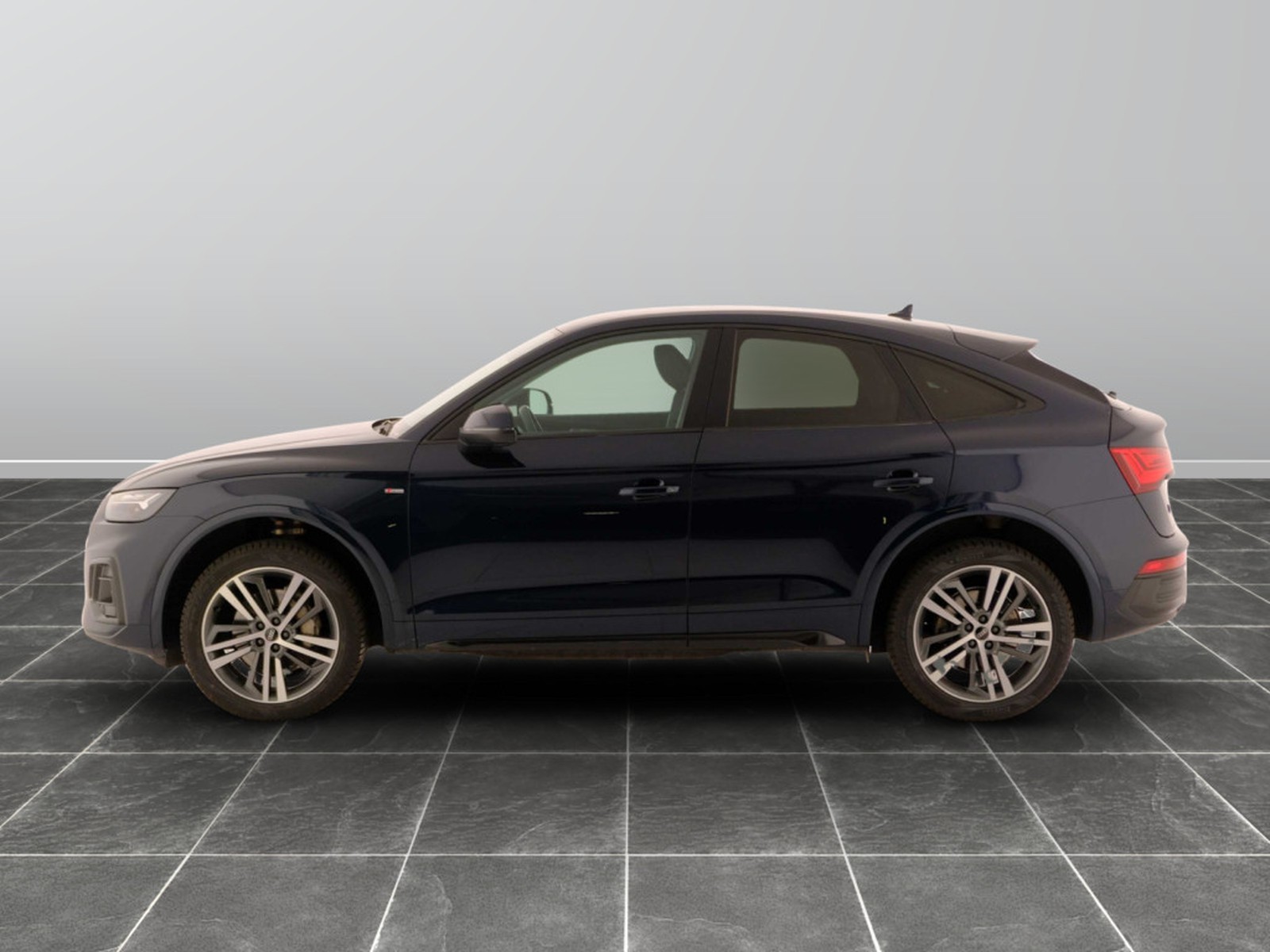 16 - Audi Q5 sportback 50 3.0 v6 tdi mhev 48v s line quattro tiptronic