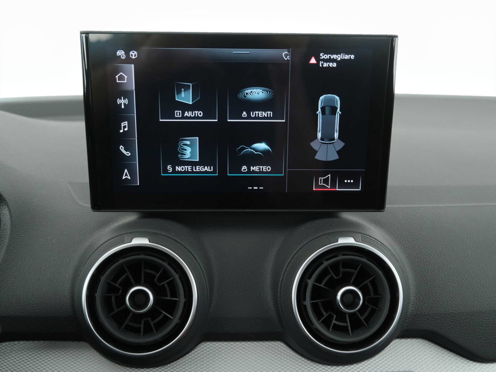 21 - Audi Q2 35 2.0 tdi business s tronic