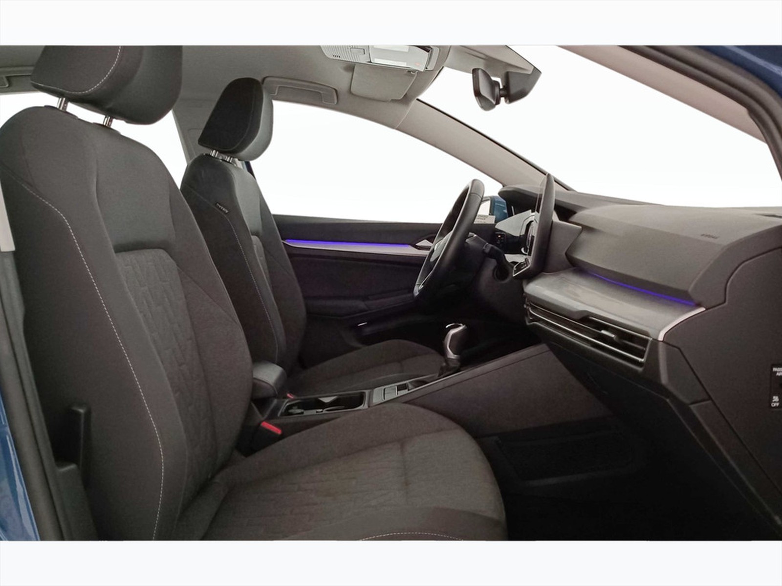 8 - Volkswagen Golf 2.0 tdi scr 115cv life