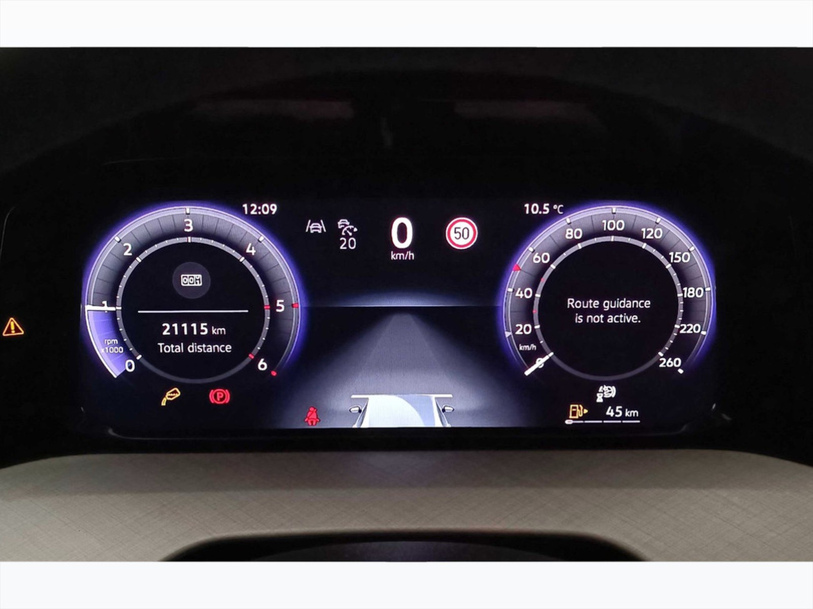 17 - Volkswagen Golf 2.0 tdi scr 115cv life