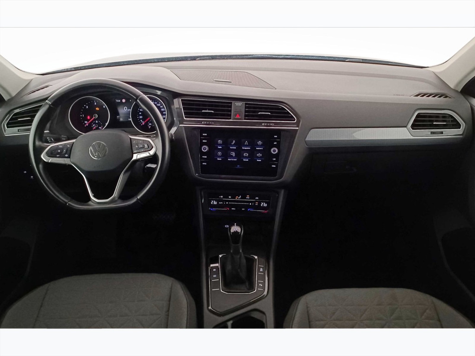16 - Volkswagen Tiguan 2.0 tdi scr 150cv life dsg