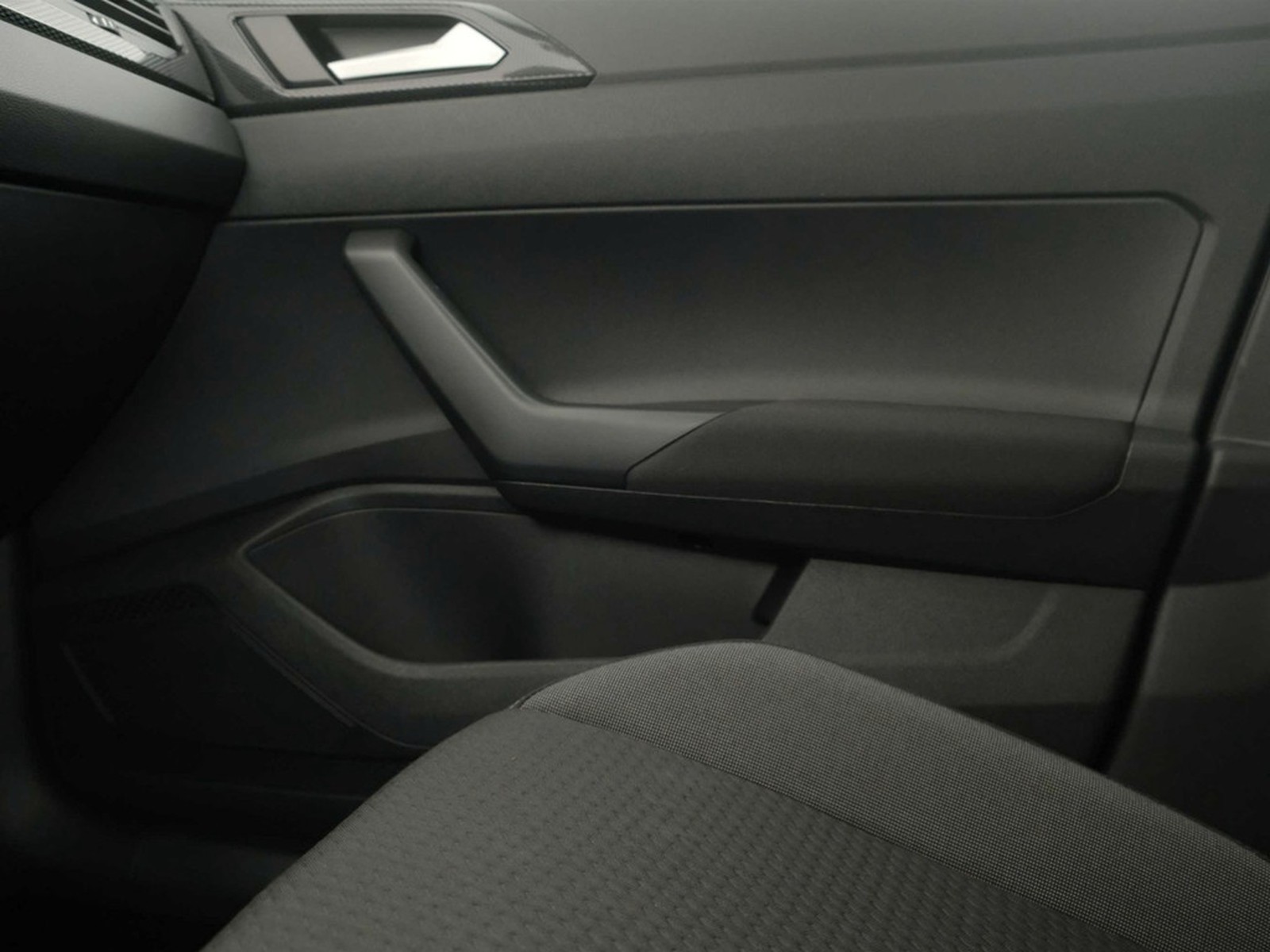 32 - Volkswagen Taigo 1.0 tsi 110cv life dsg