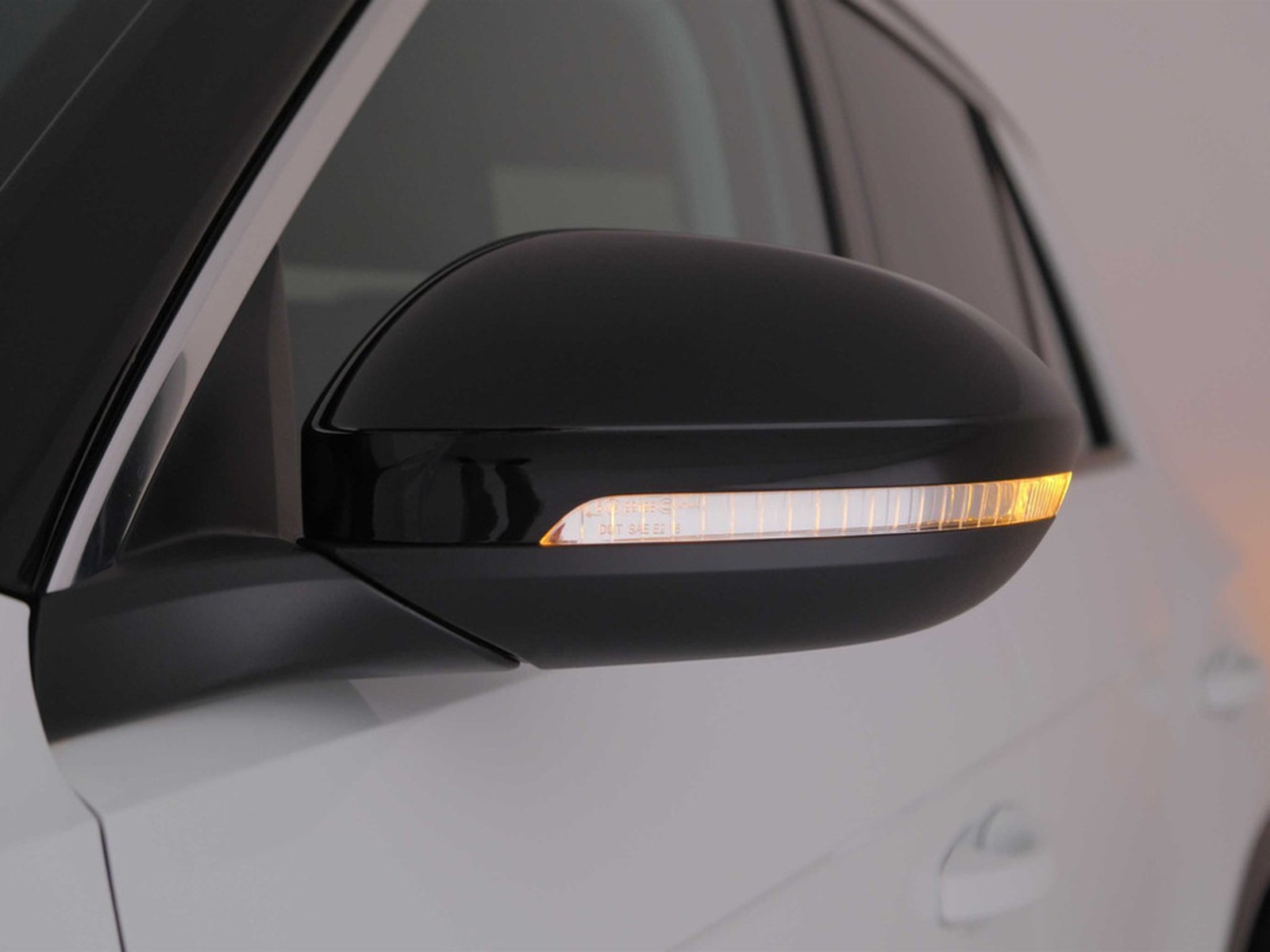 41 - Volkswagen T-Roc 1.0 tsi 115cv edition plus