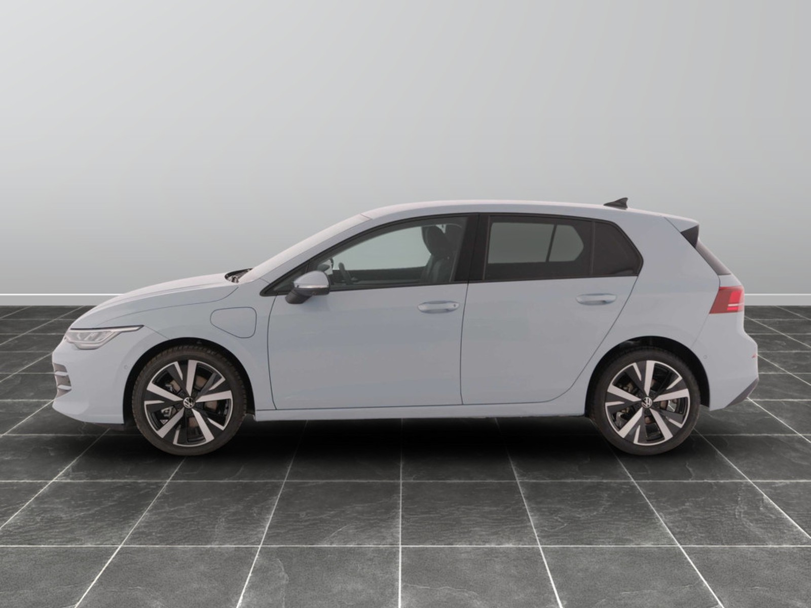 5 - Volkswagen Golf 1.5 tsi ehybrid 204cv edition plus dsg