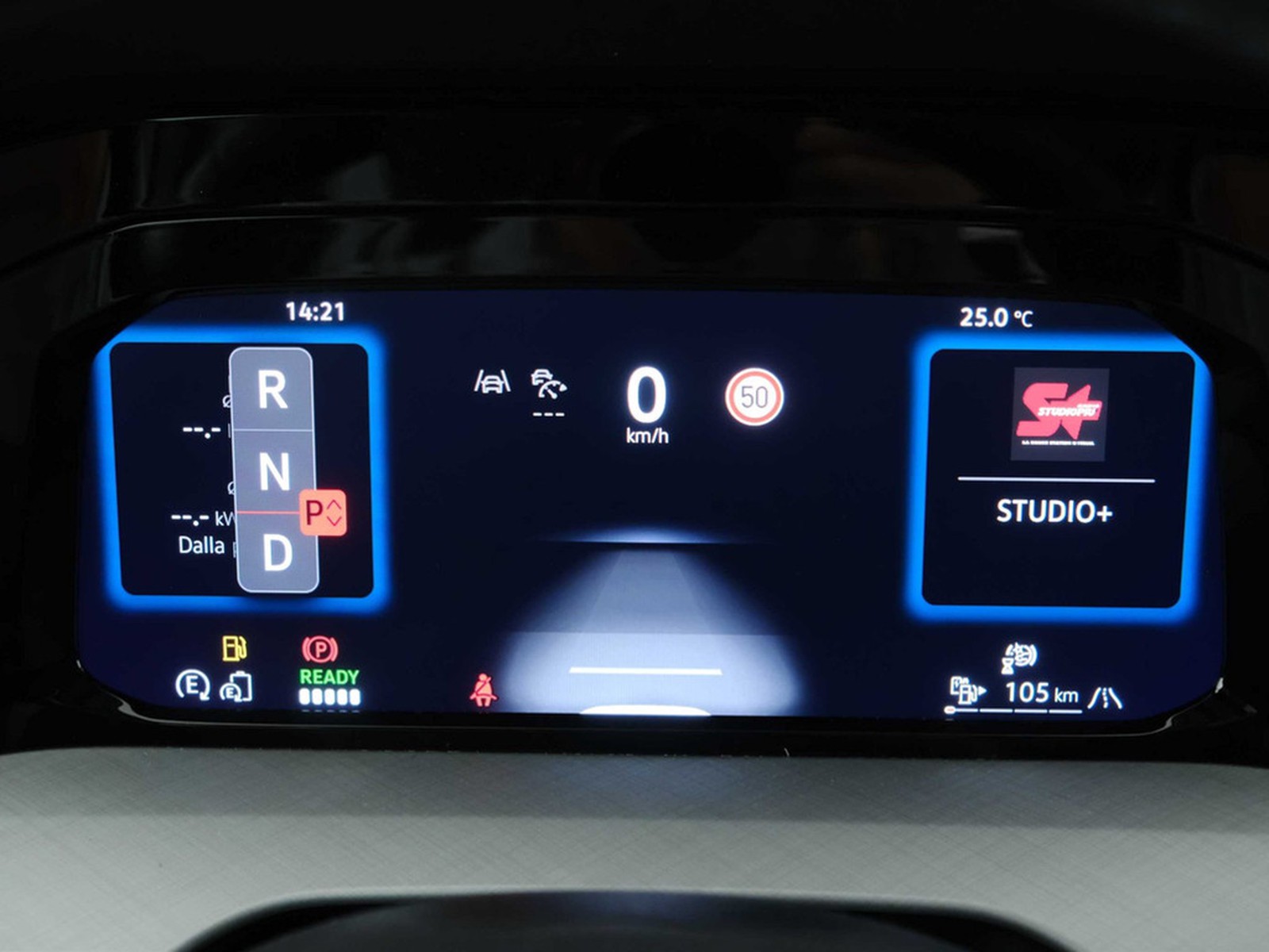 18 - Volkswagen Golf 1.5 tsi ehybrid 204cv edition plus dsg